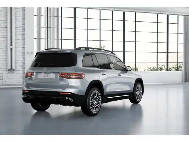 Mercedes-Benz GLB view 3
