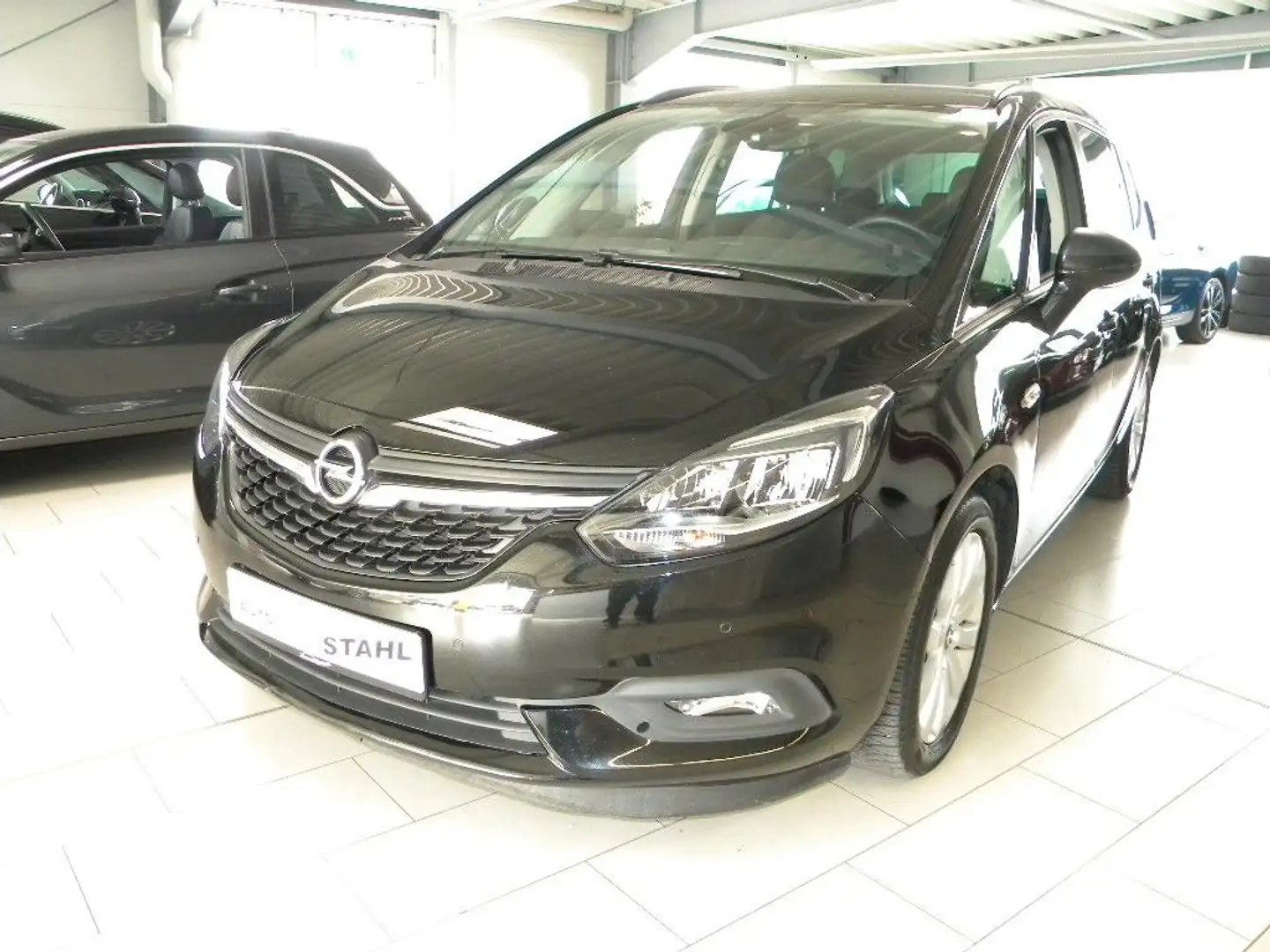 Opel Zafira C Edition Start/Stop Black - 1