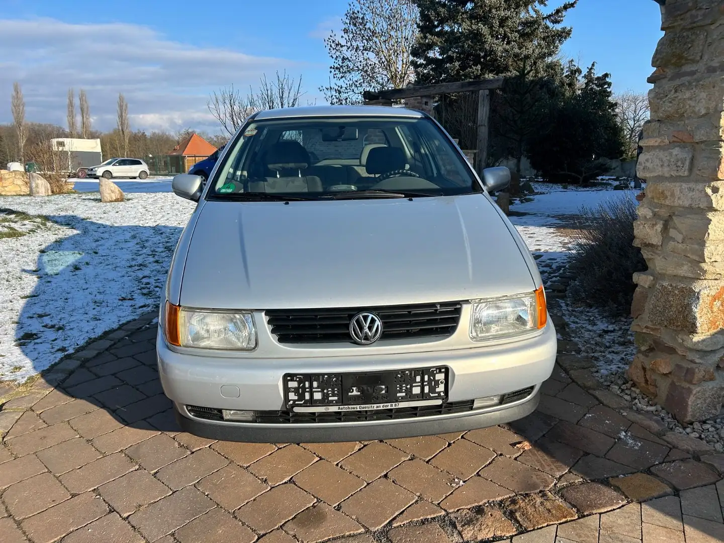 Volkswagen Polo 1.4 44kW Automatik TÜV/AU 01/2028 1. Hand Silber - 2