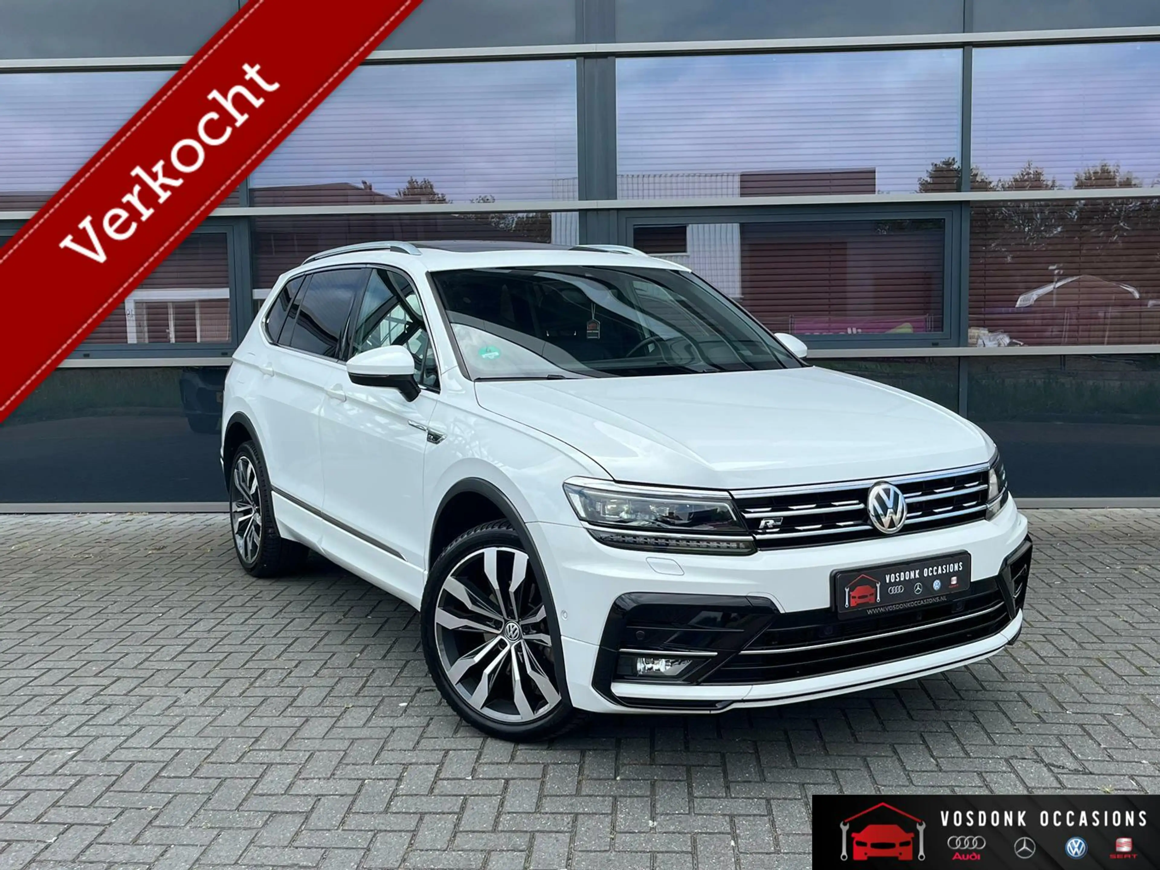 Volkswagen Tiguan Allspace 1.5 TSI ACT R-line Trekhaak Pano DSG camera Dodeho — photo 2