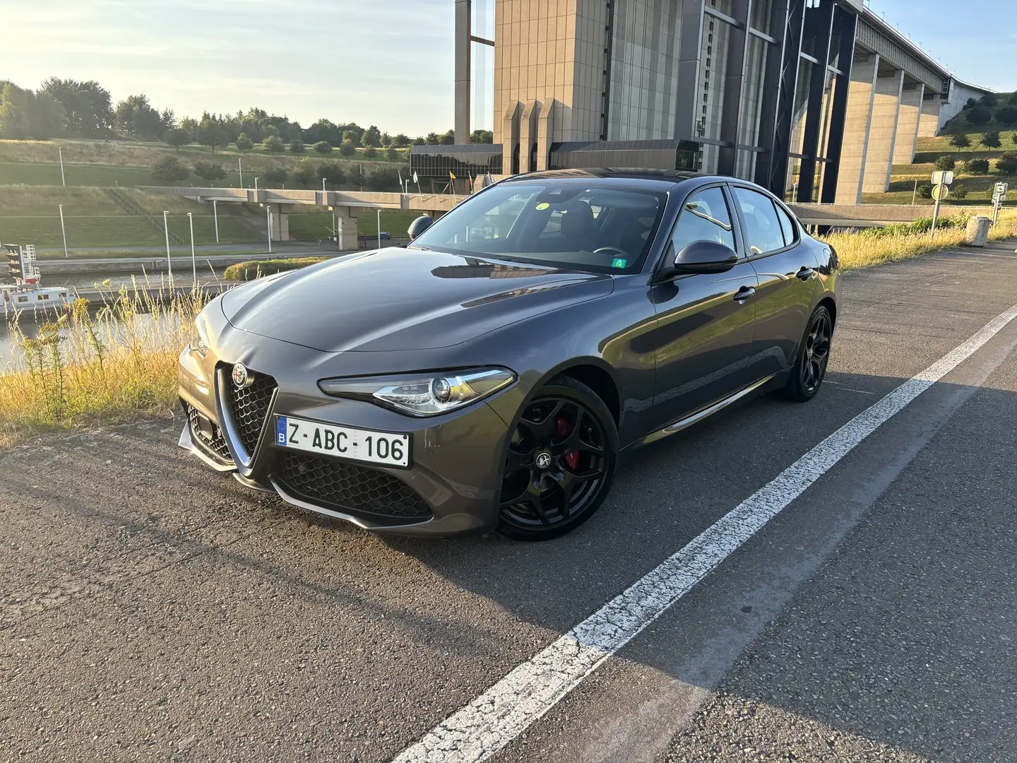 Alfa Romeo Giulia SUPER * ETAT SHOWROOM * AUTOMATIQUE * CAMERA - 1