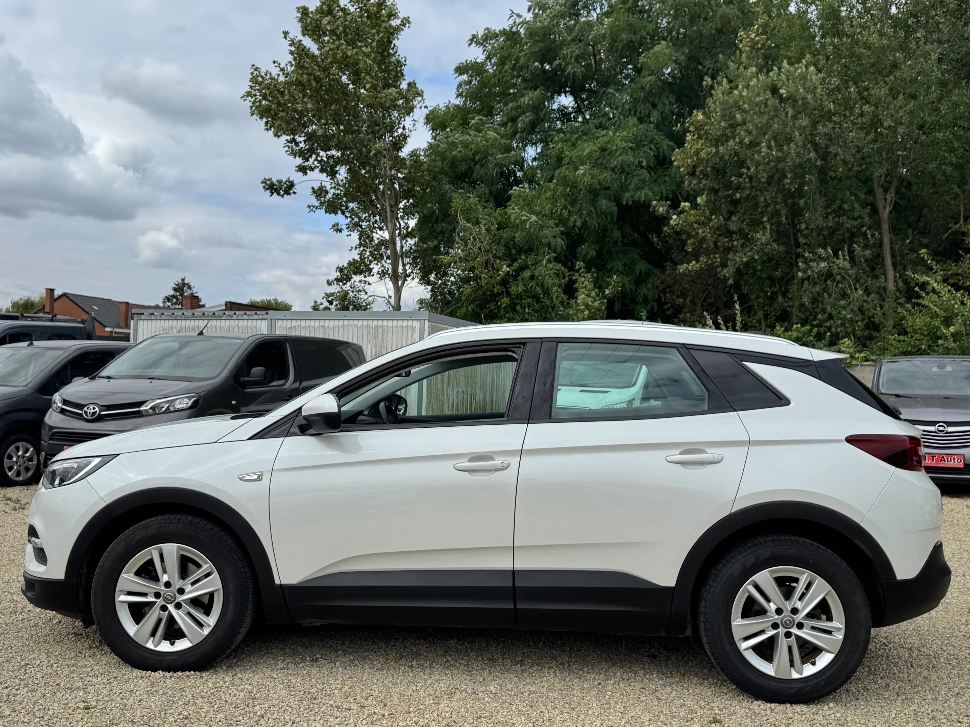Opel Grandland X 1.2i/Etat neuf/Premier propriétaire/Garantie — photo 5
