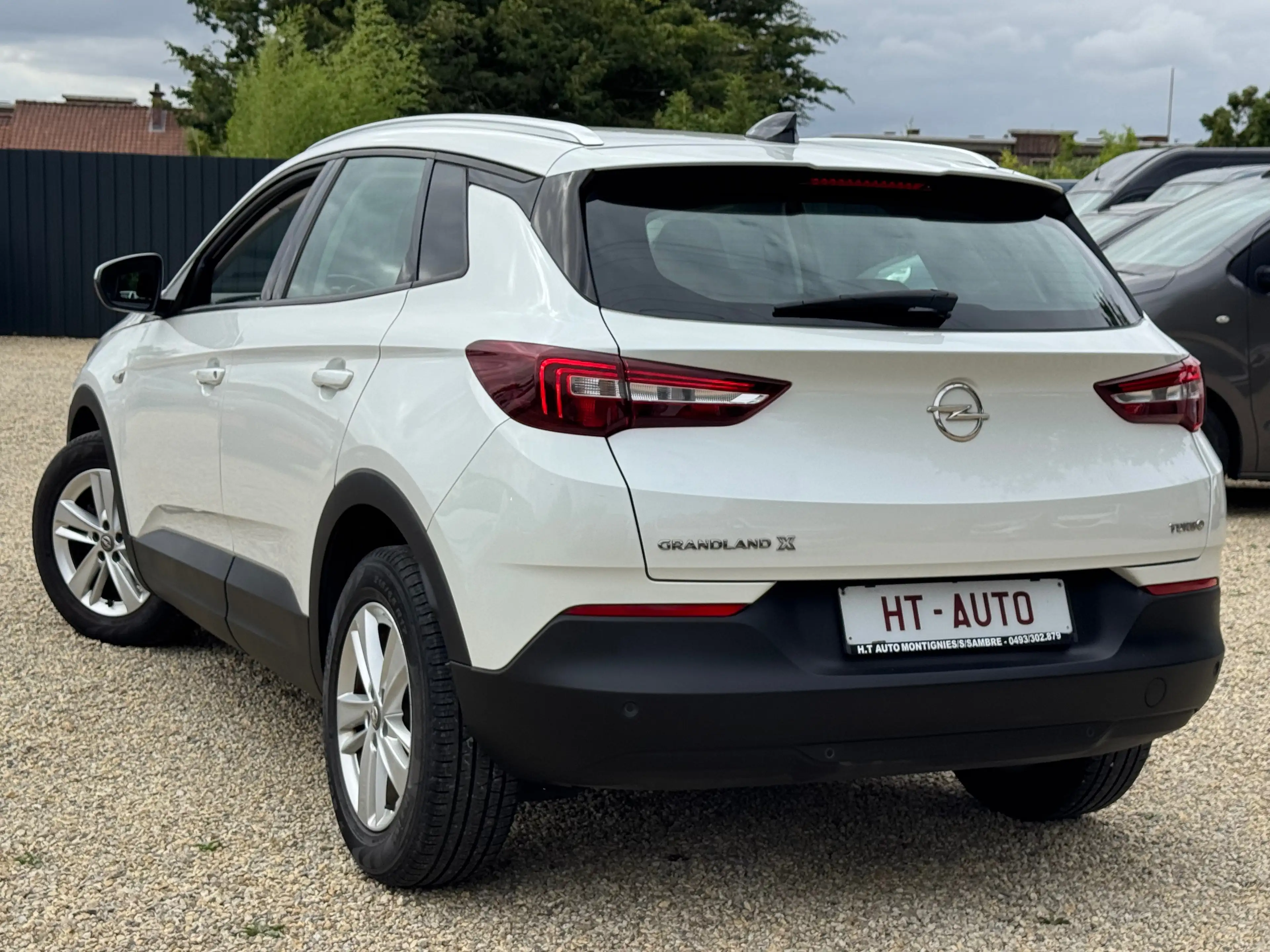 Opel Grandland X 1.2i/Etat neuf/Premier propriétaire/Garantie — photo 3
