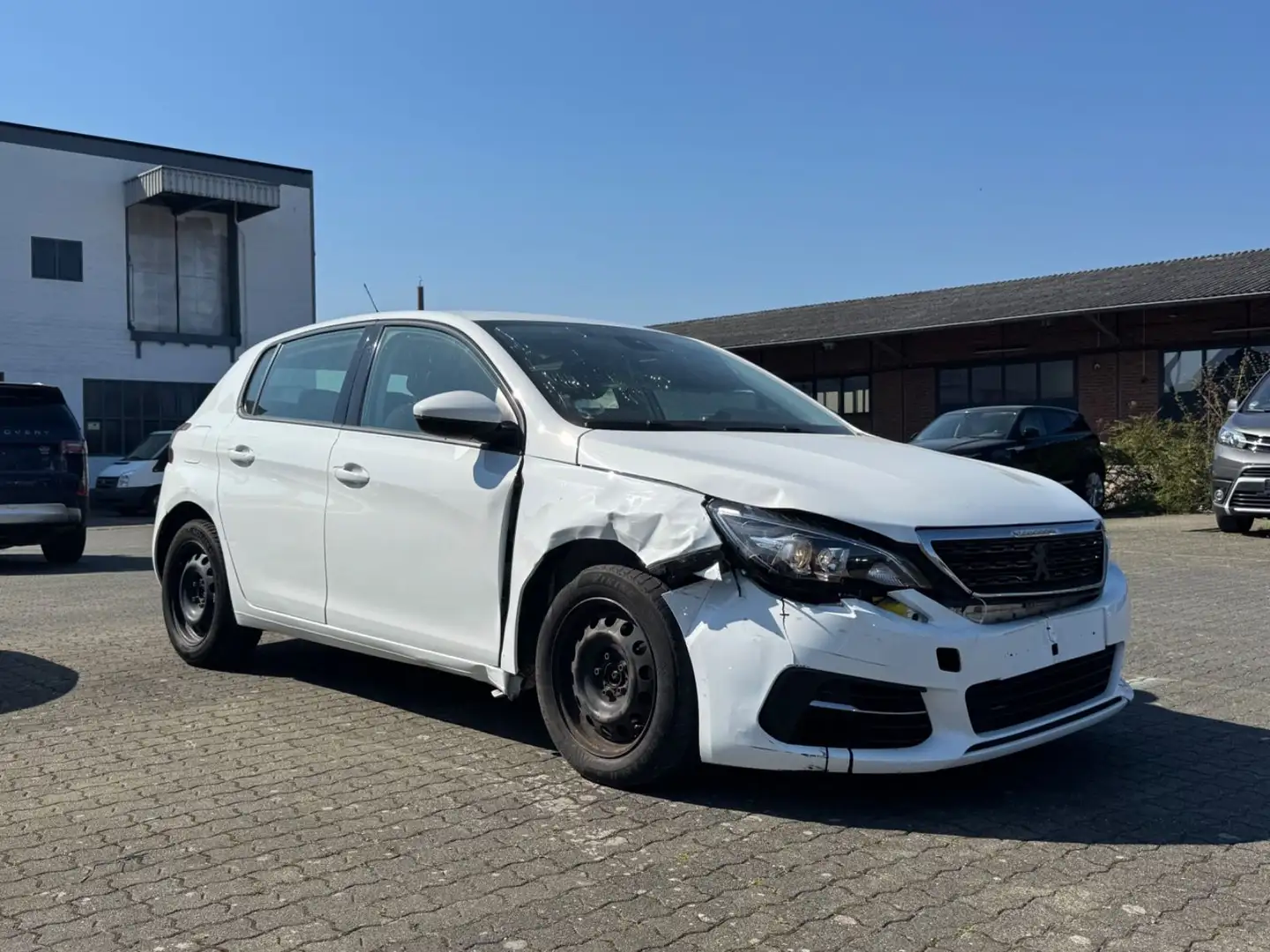 Peugeot 308 Active Pack Automatik, Scheckheft, 1.Hand Weiß - 1