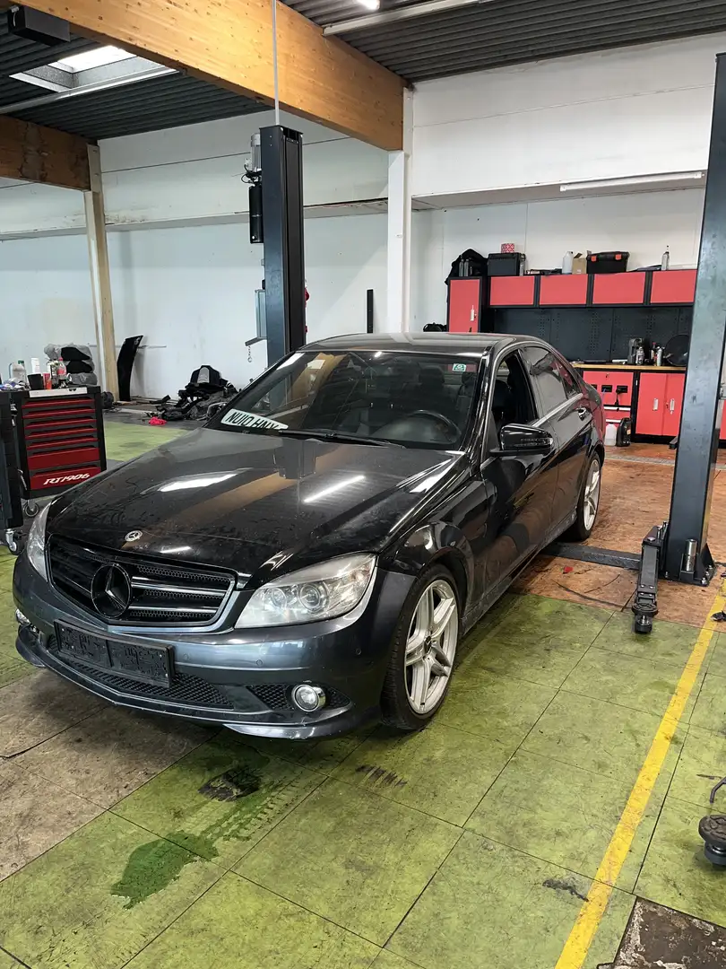 Mercedes-Benz C 350 Elegance Sport AMG Aut. - 1