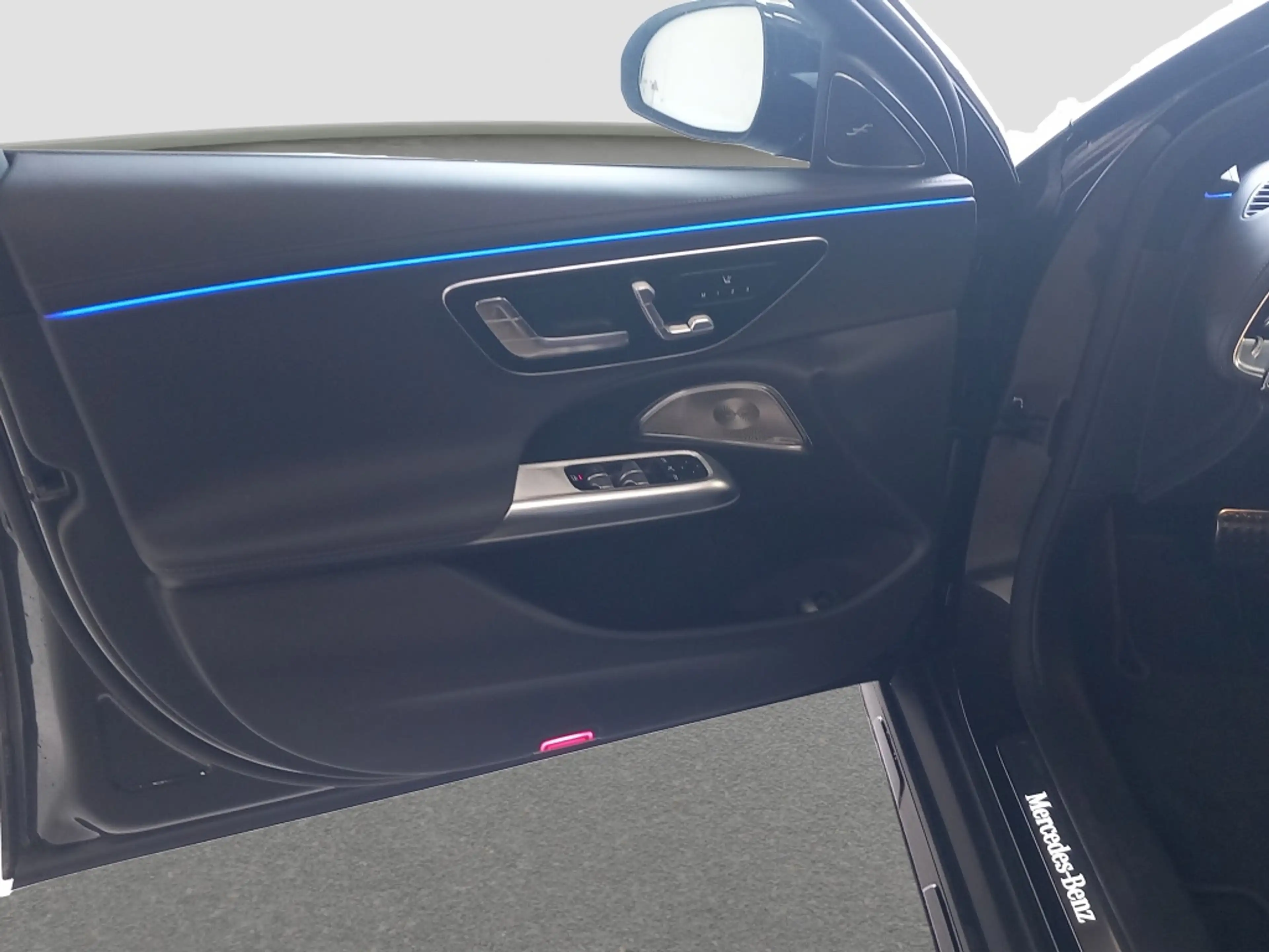 Mercedes-Benz E 300 de 4M T AT Airmatic*AHK*Distronic*Burmeste — photo 12