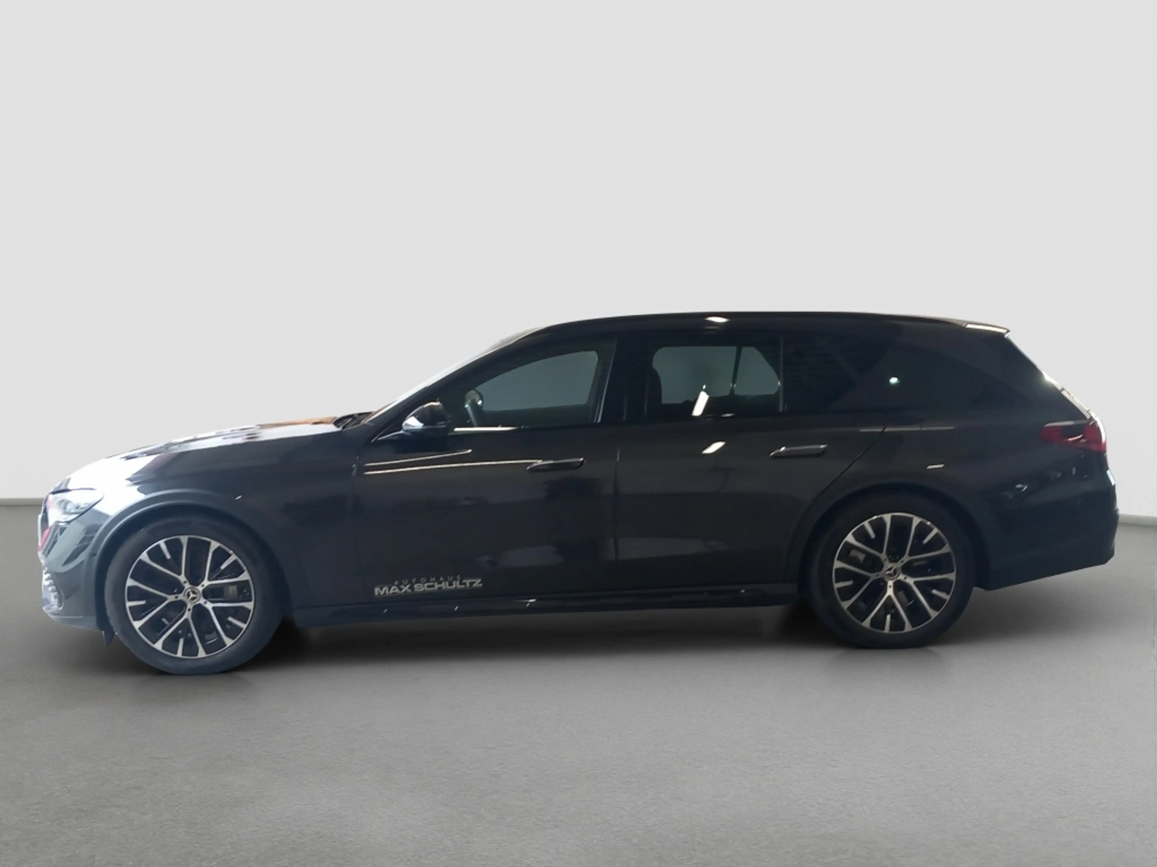 Mercedes-Benz E 300 de 4M T AT Airmatic*AHK*Distronic*Burmeste — photo 4