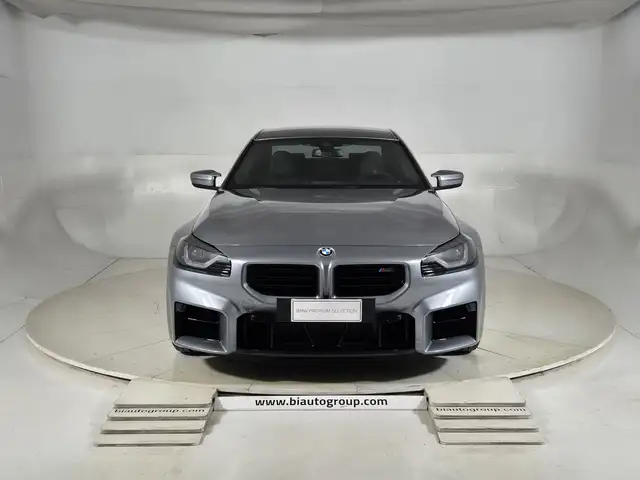BMW M2 view 3