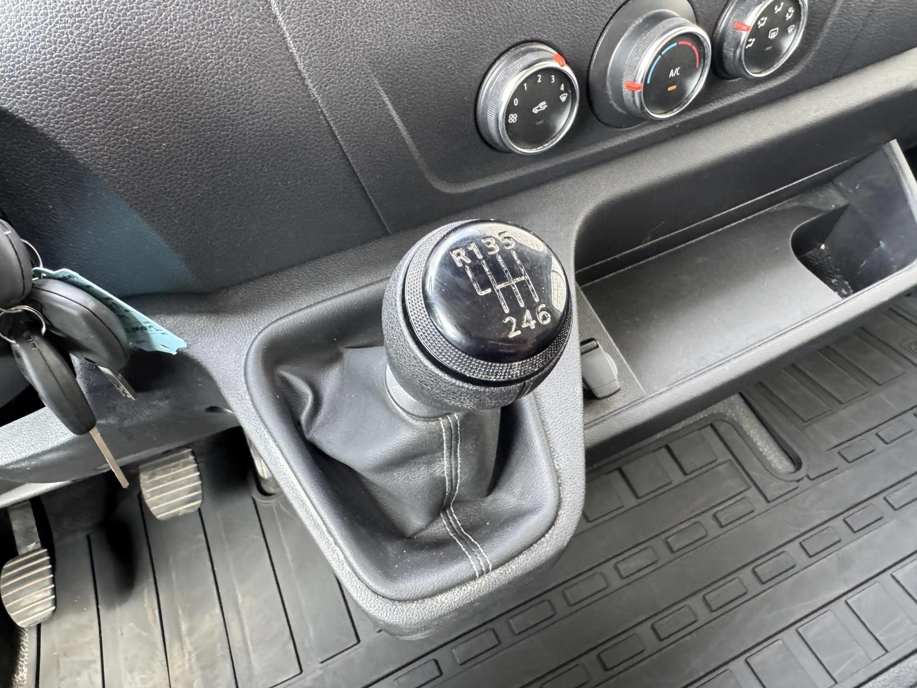 Nissan Interstar 2.3 dCi L3H2 N-Connecta | Trekhaak | Navigatie | A — photo 27