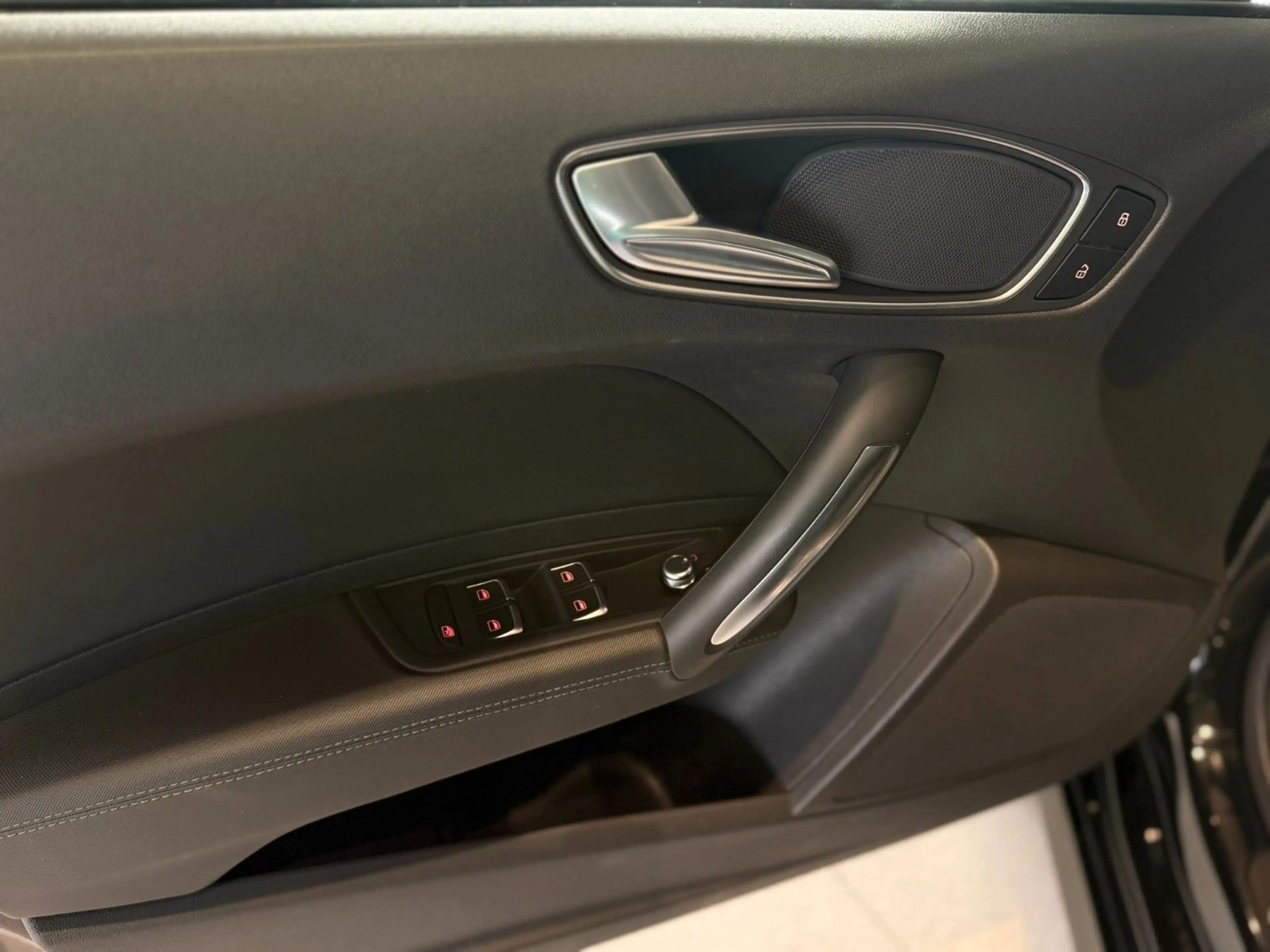 Audi S1 Sportback quattro*Xenon*Bluetooth*Keyless* — photo 12