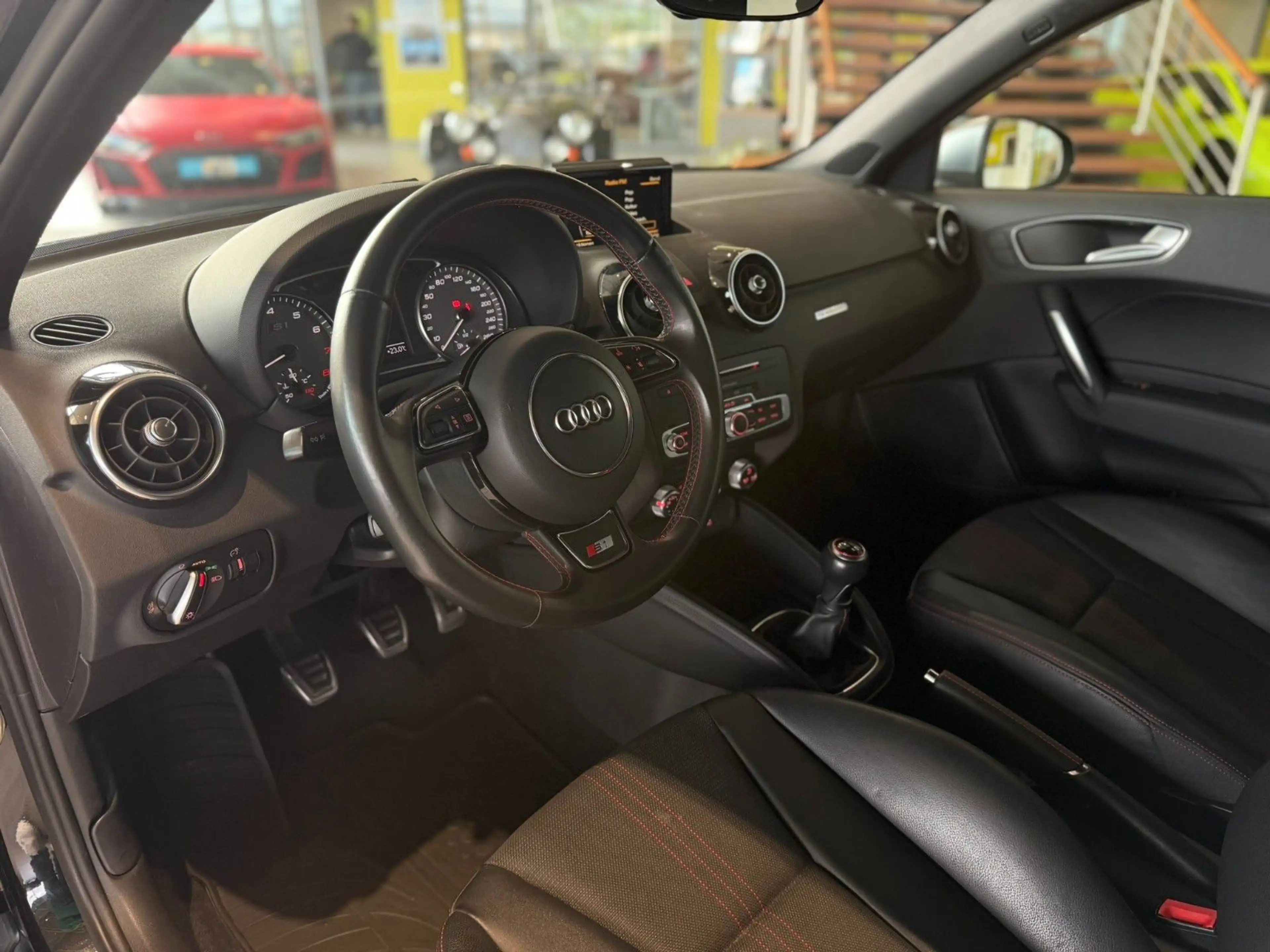 Audi S1 Sportback quattro*Xenon*Bluetooth*Keyless* — photo 13