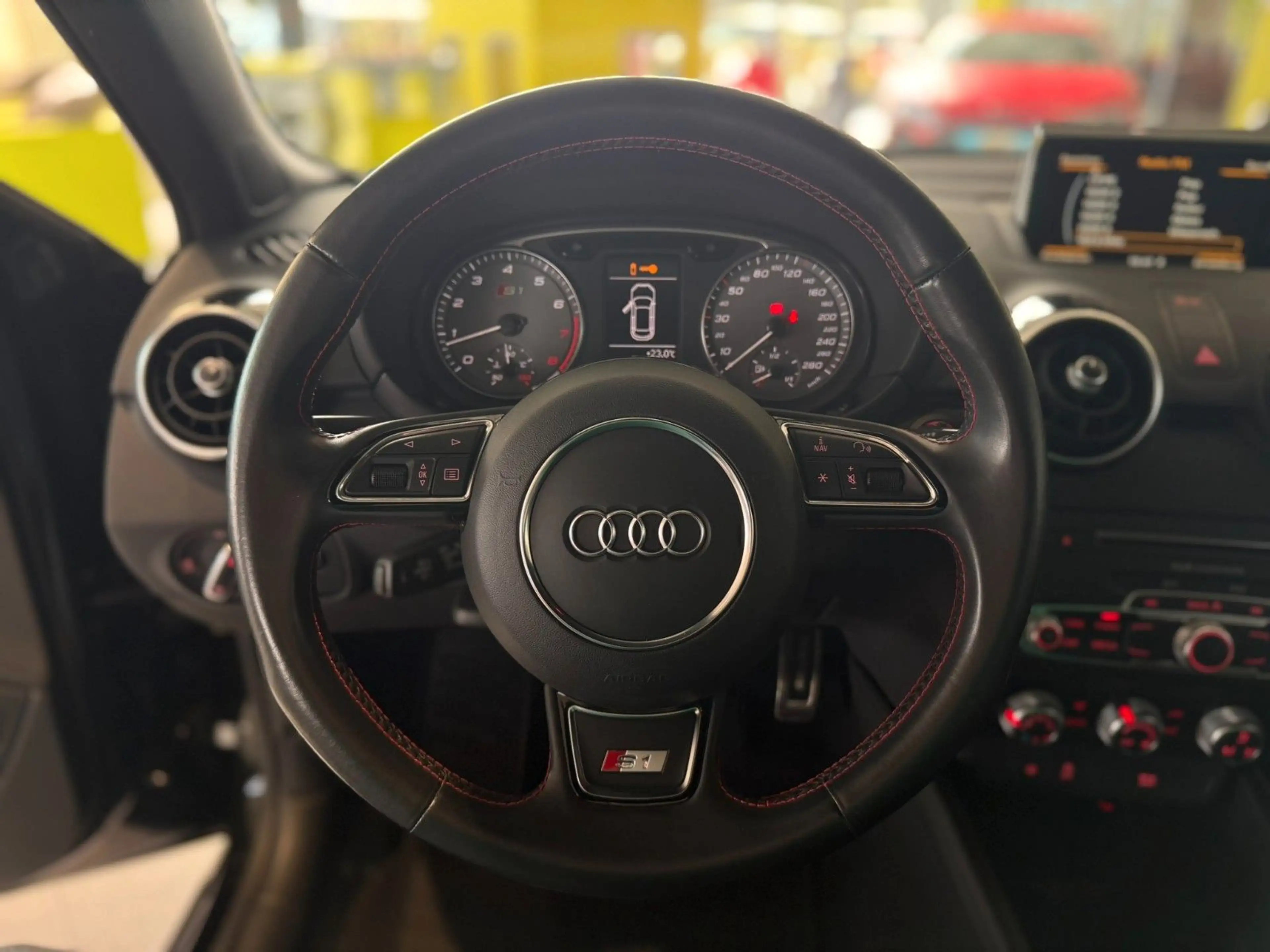 Audi S1 Sportback quattro*Xenon*Bluetooth*Keyless* — photo 15