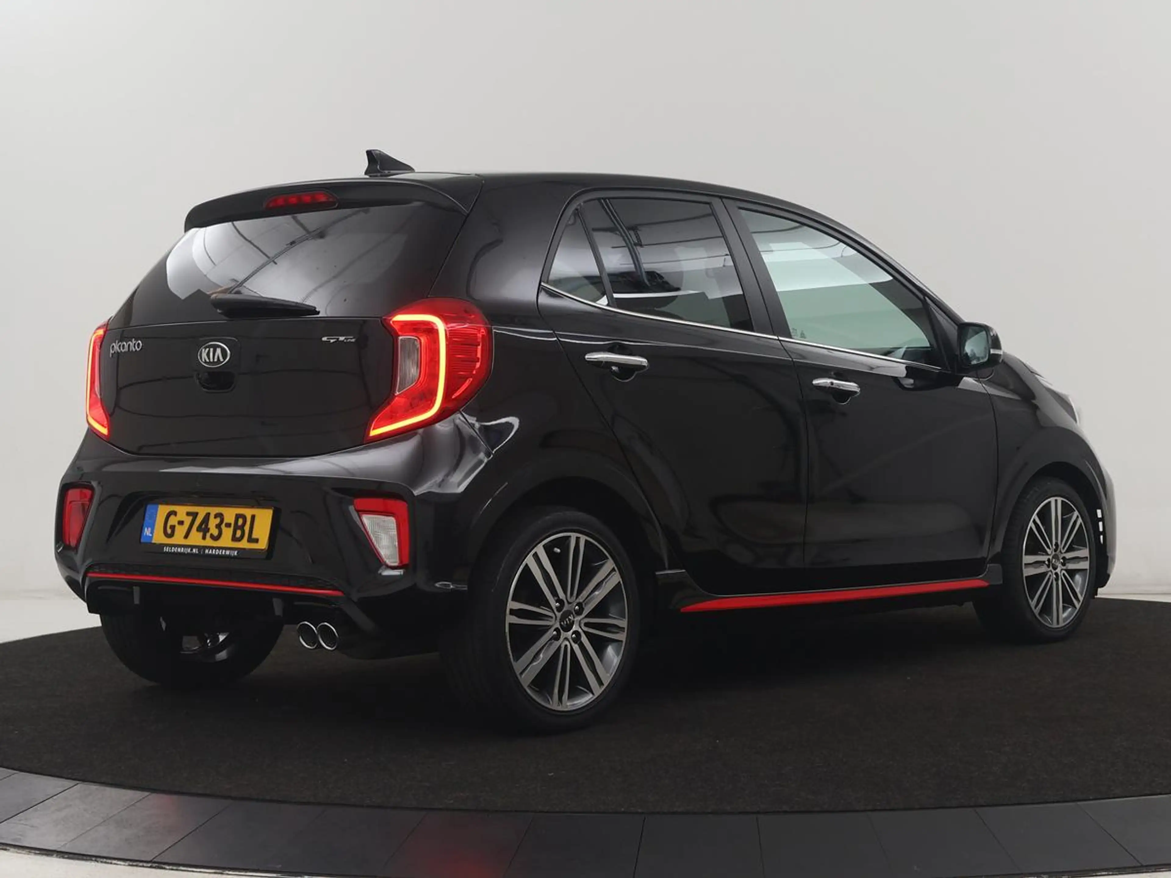 Kia Picanto 1.0 T-GDI GT-Line — photo 31