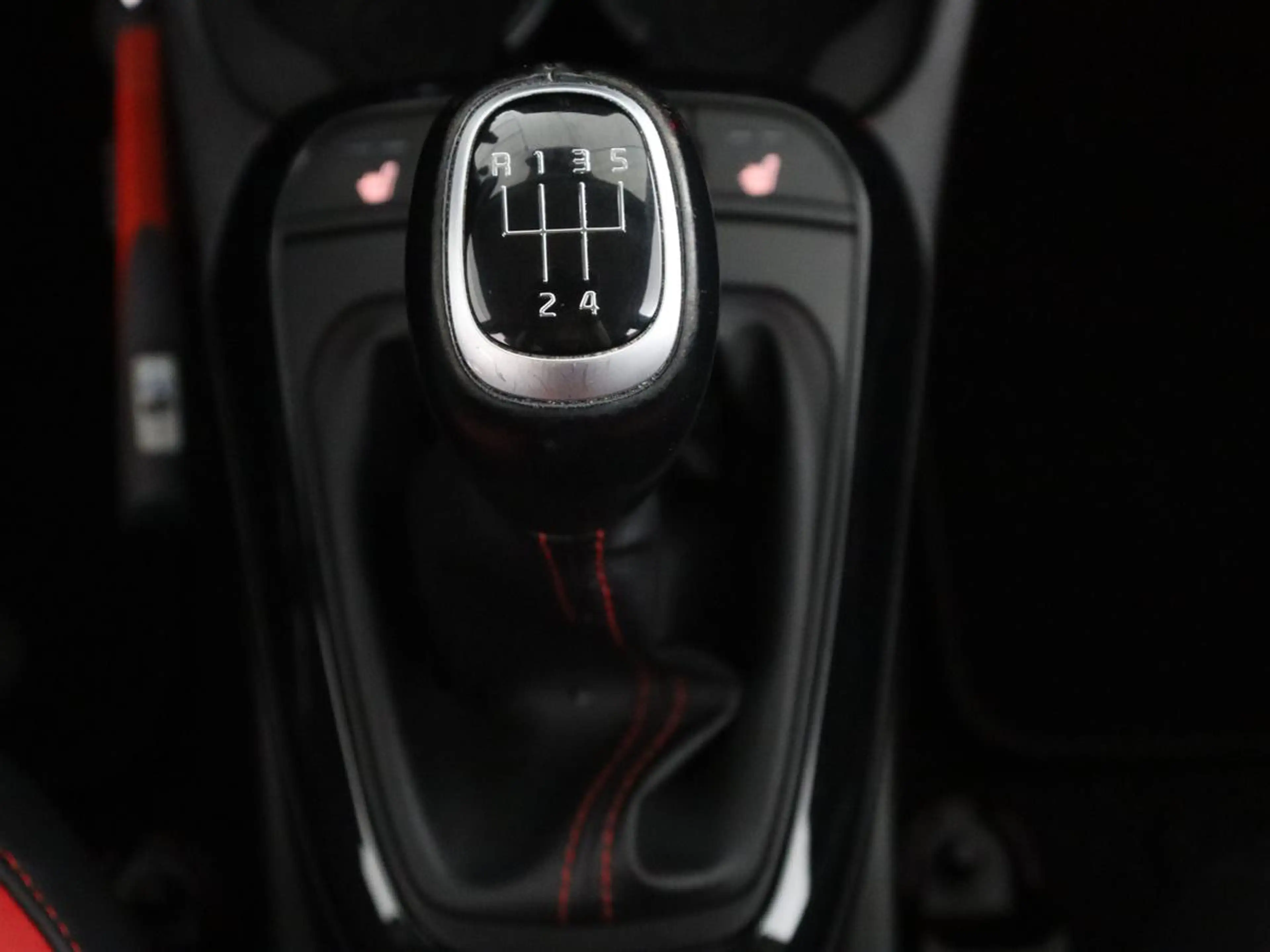 Kia Picanto 1.0 T-GDI GT-Line — photo 16