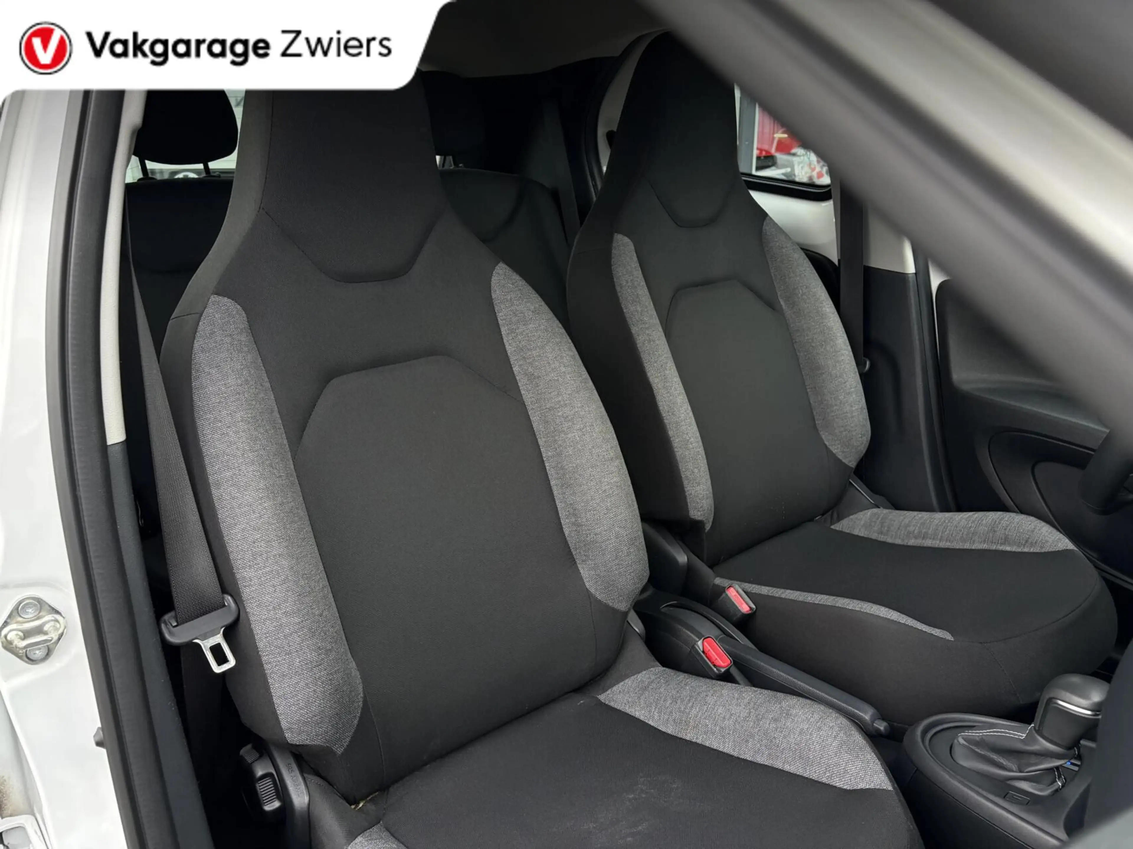Toyota Aygo X 1.0 VVT-i S-CVT Play |Camera|Cruise|Automaat|Carpl — photo 27