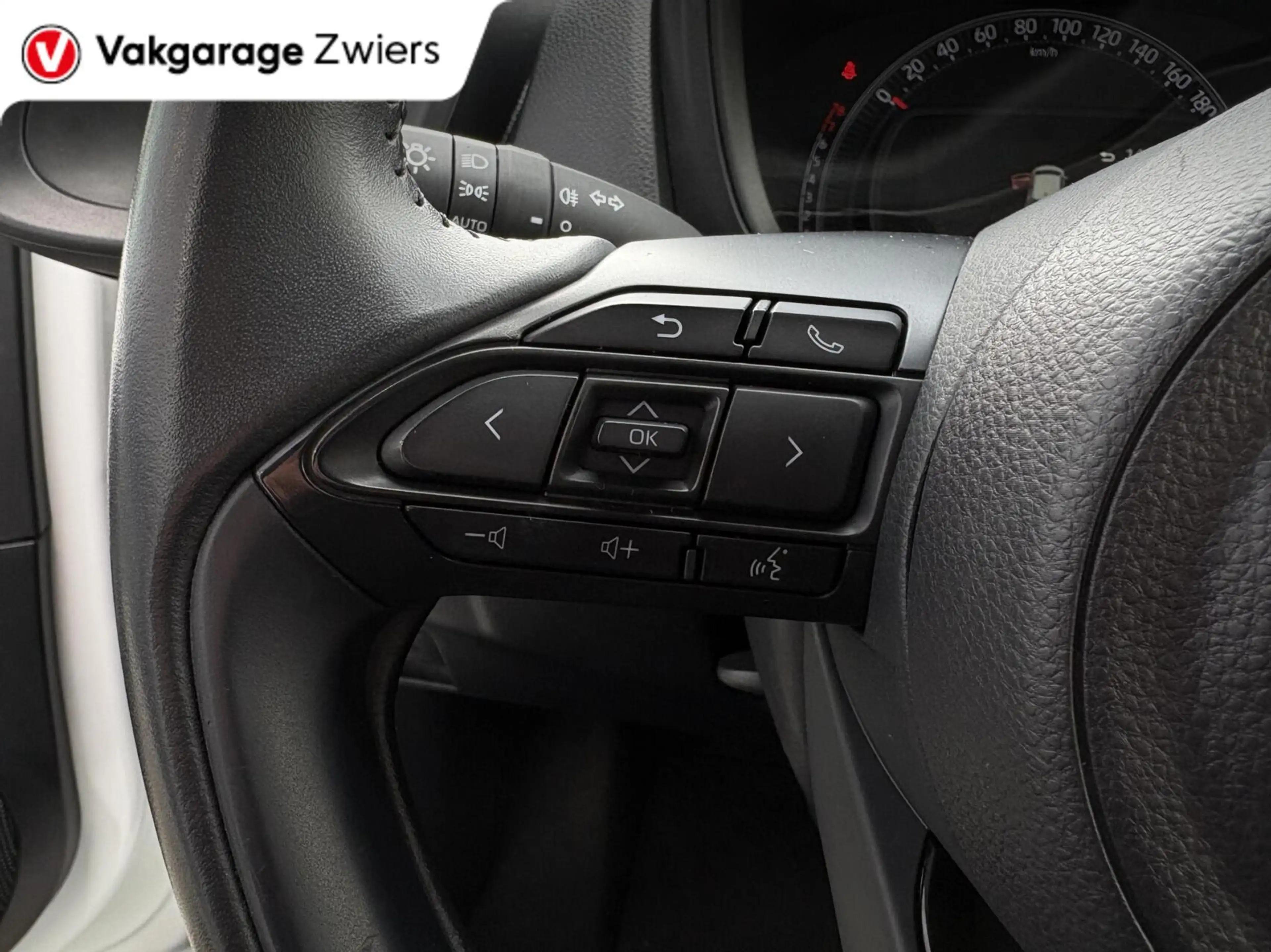 Toyota Aygo X 1.0 VVT-i S-CVT Play |Camera|Cruise|Automaat|Carpl — photo 12