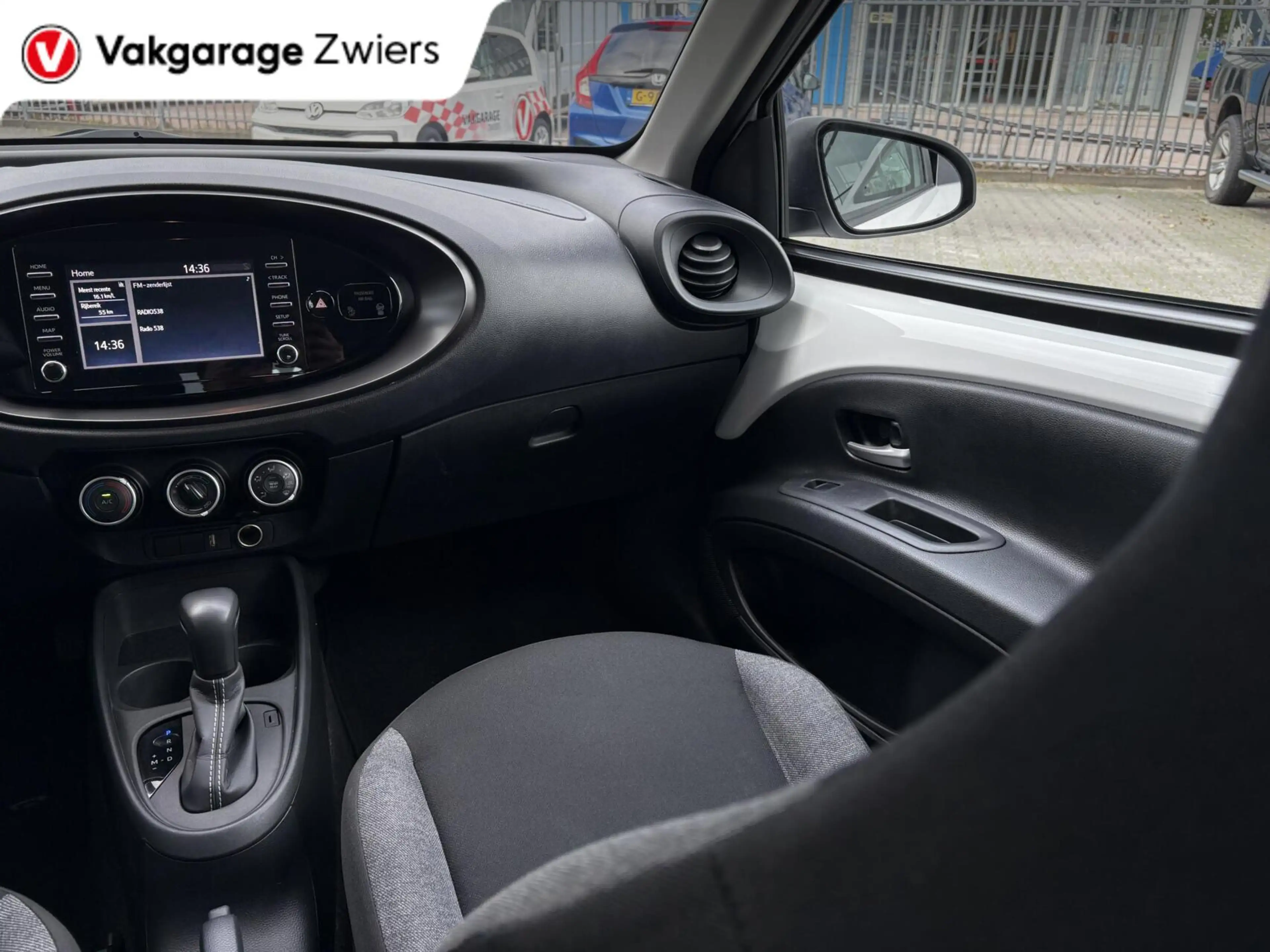Toyota Aygo X 1.0 VVT-i S-CVT Play |Camera|Cruise|Automaat|Carpl — photo 28