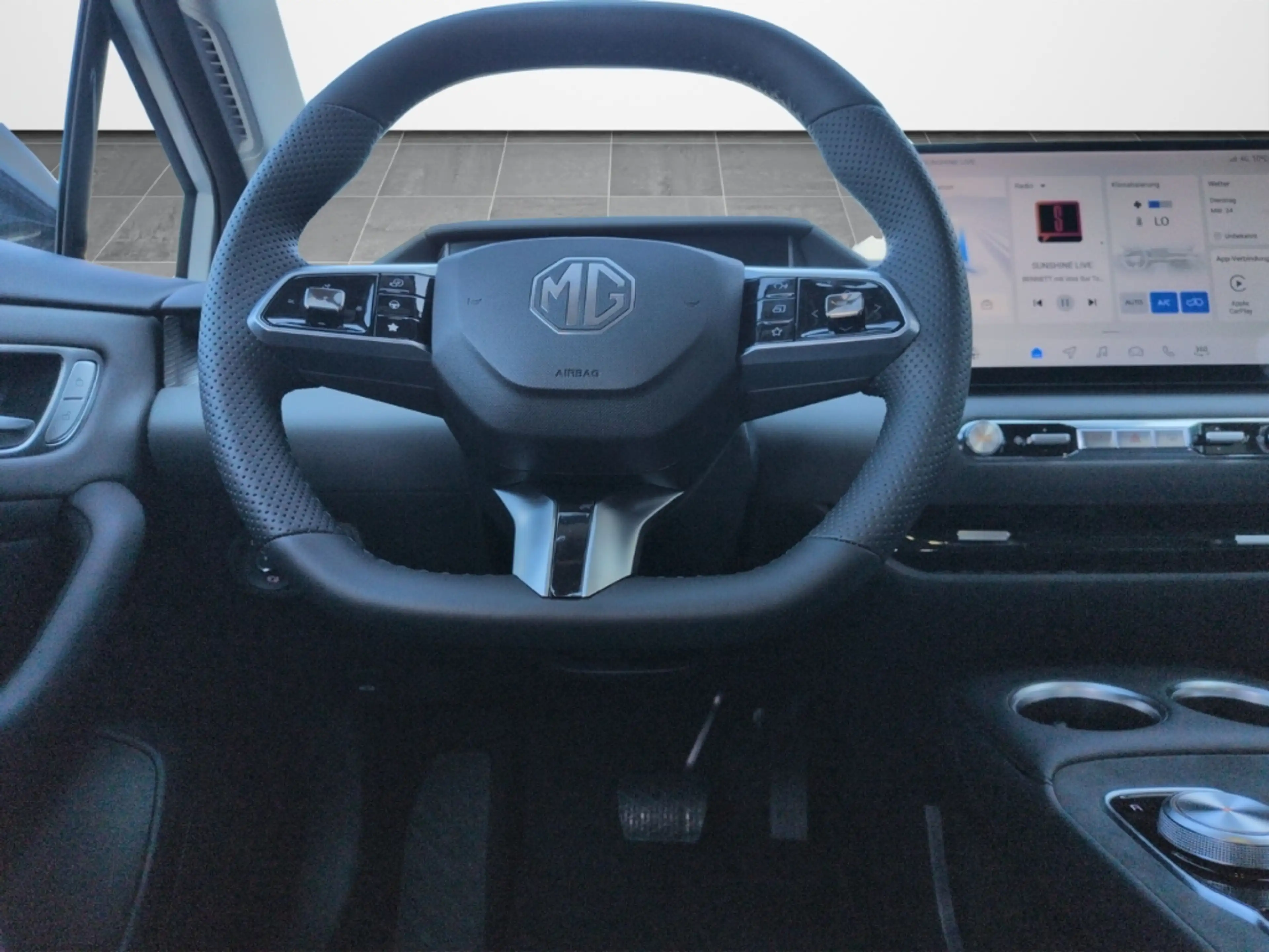 MG MG4 Luxury Neues Modell 64kWh LFP Batterie — photo 7