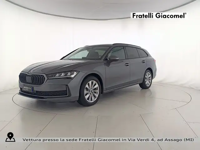 Skoda Superb wagon 2.0 tdi selection 150cv dsg