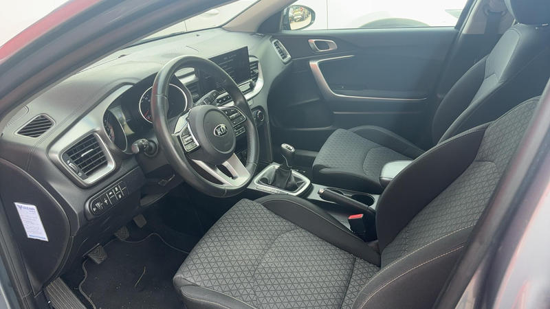 Kia Ceed SW / cee'd SW Sportswagon 1.0 T-GDi DynamicLine TREKHAAK / CARPL — photo 4