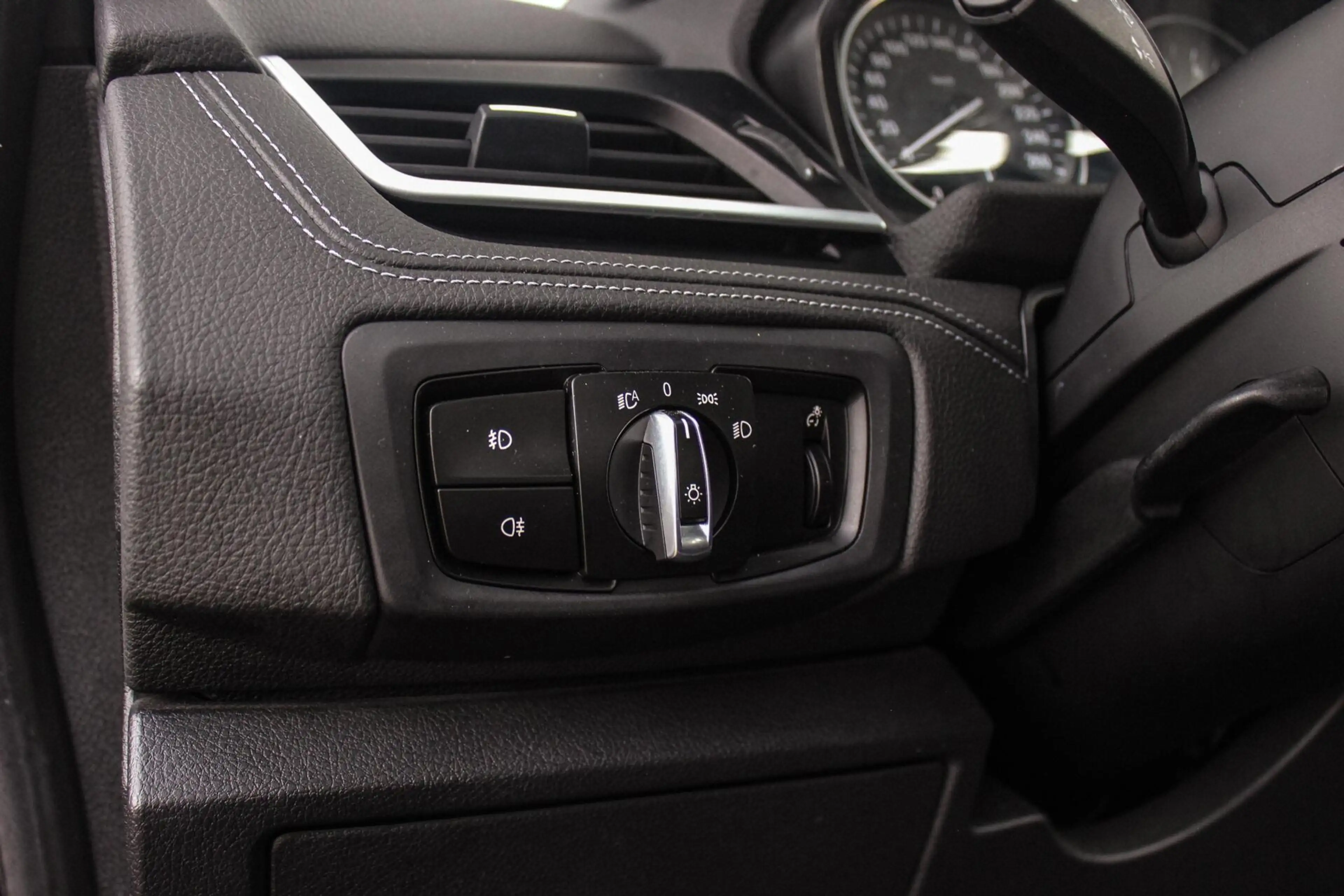 BMW 225 2-serie Active Tourer 225xe Luxury | Driving Assis — photo 42
