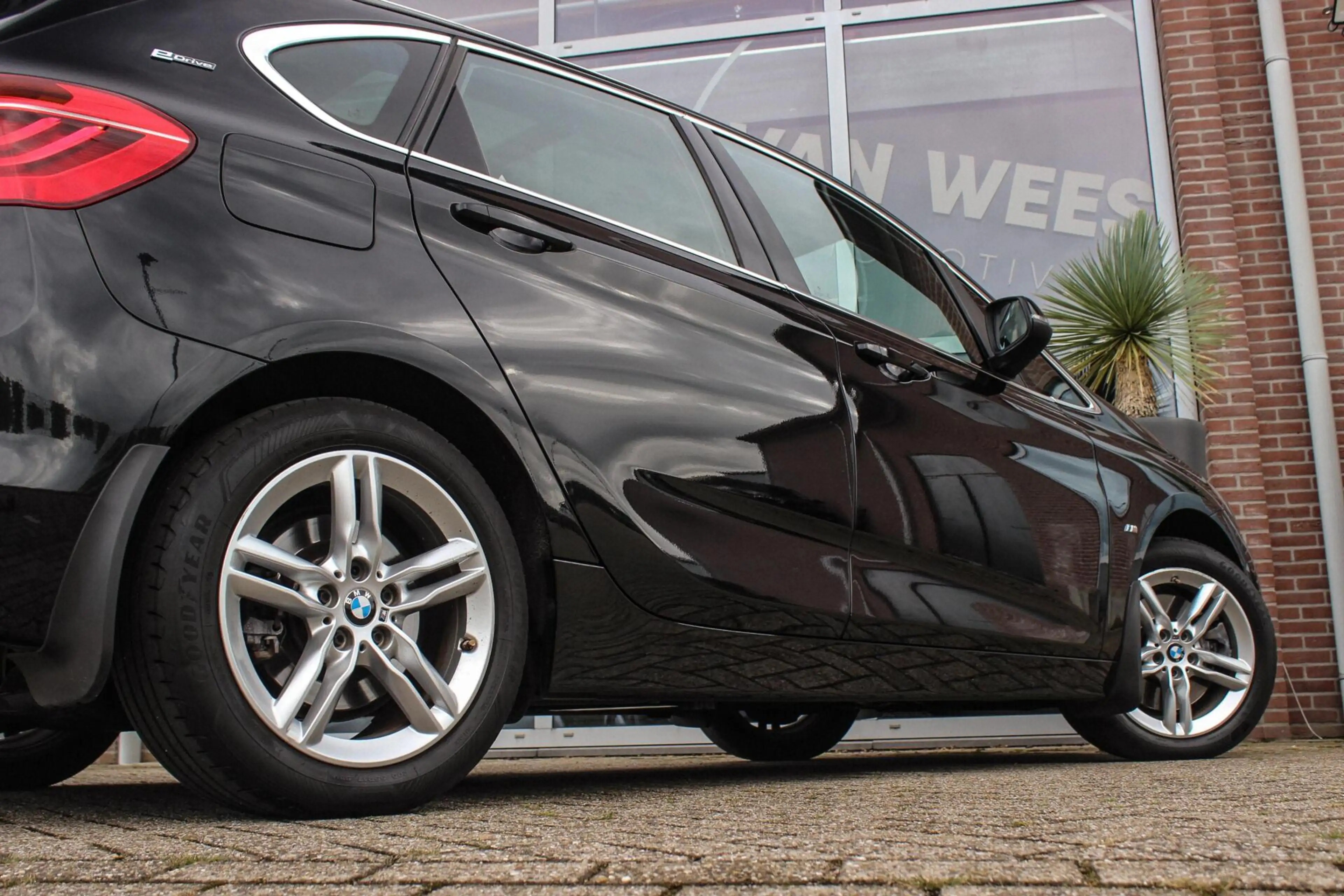 BMW 225 2-serie Active Tourer 225xe Luxury | Driving Assis — photo 49