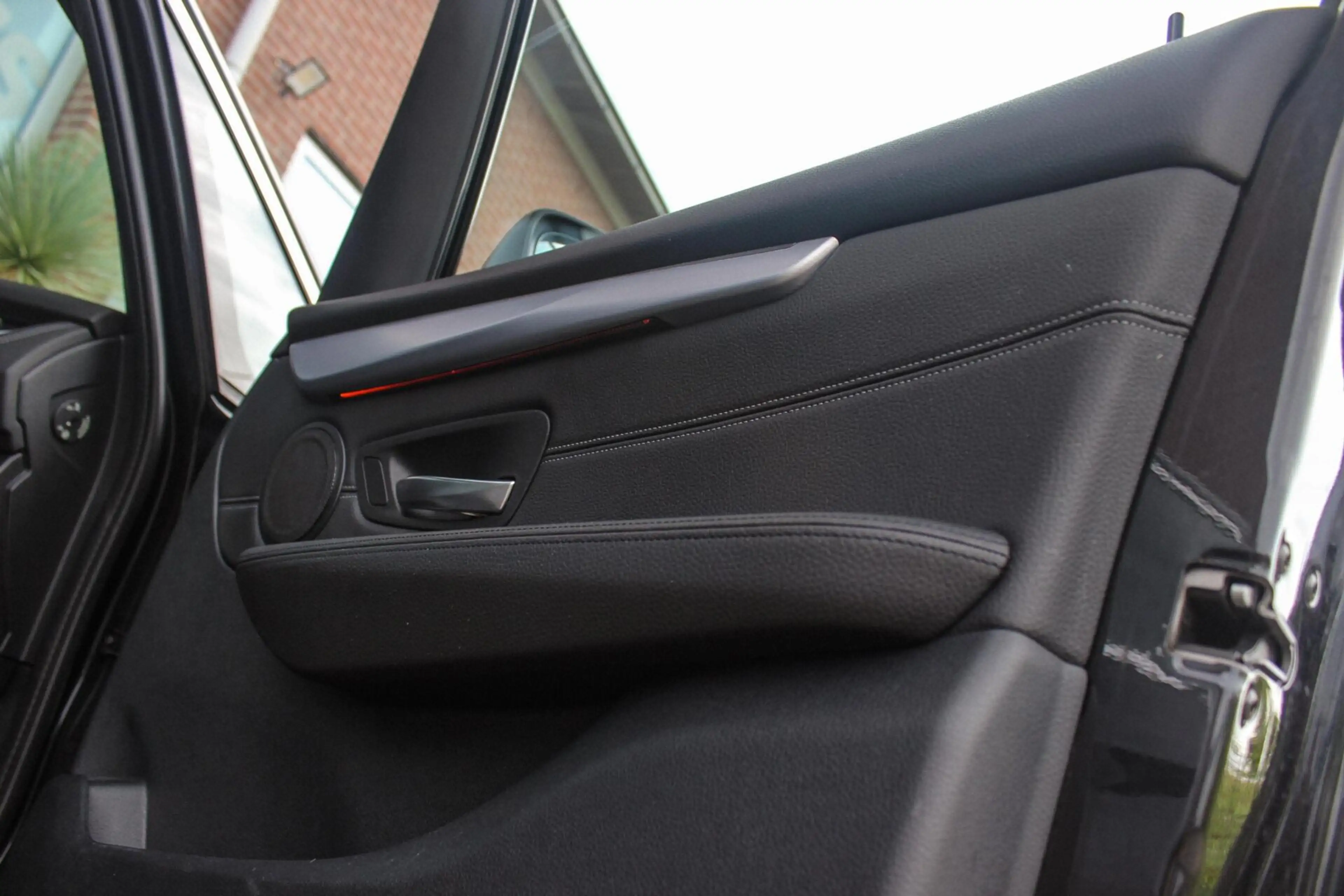BMW 225 2-serie Active Tourer 225xe Luxury | Driving Assis — photo 38