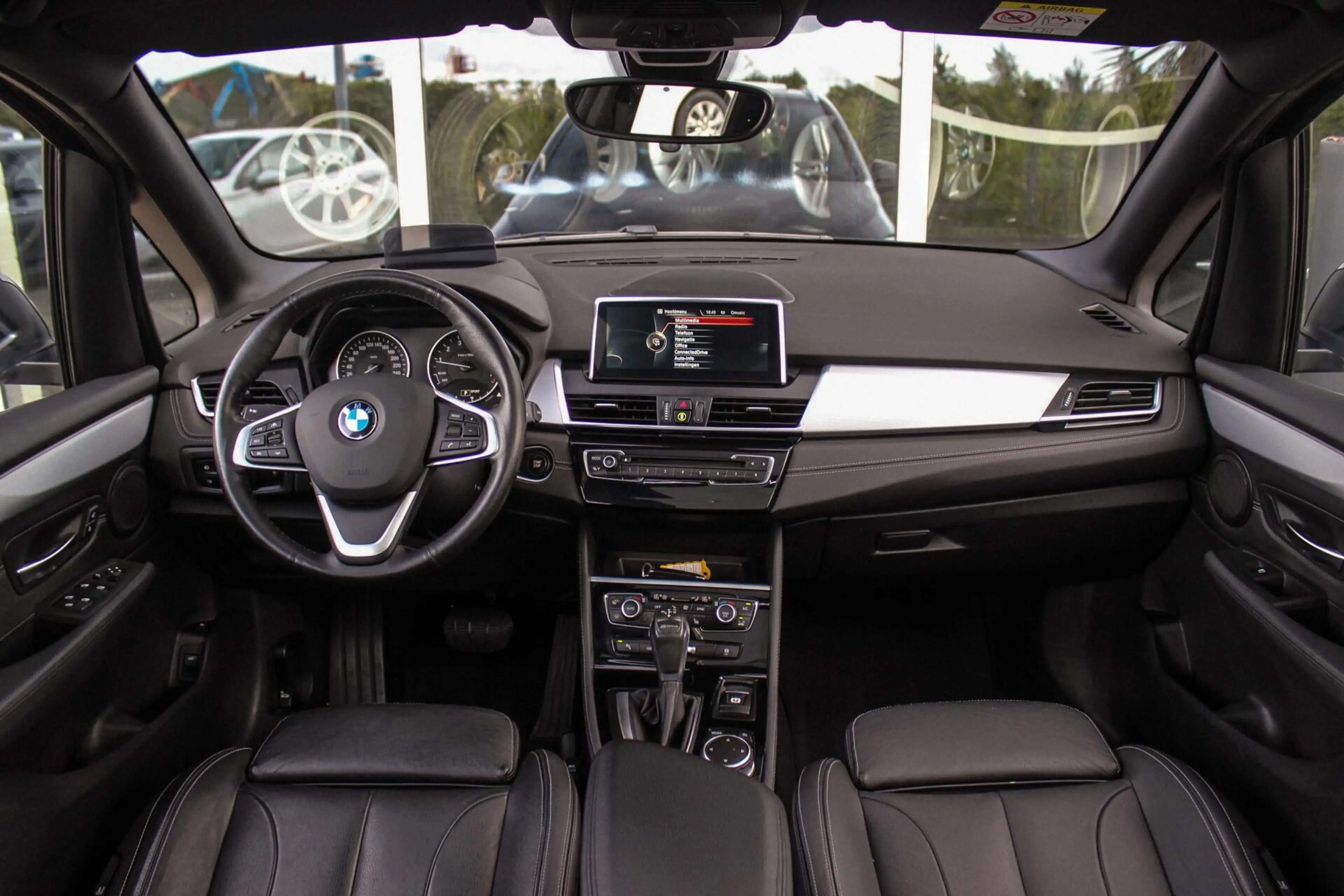 BMW 225 2-serie Active Tourer 225xe Luxury | Driving Assis — photo 3
