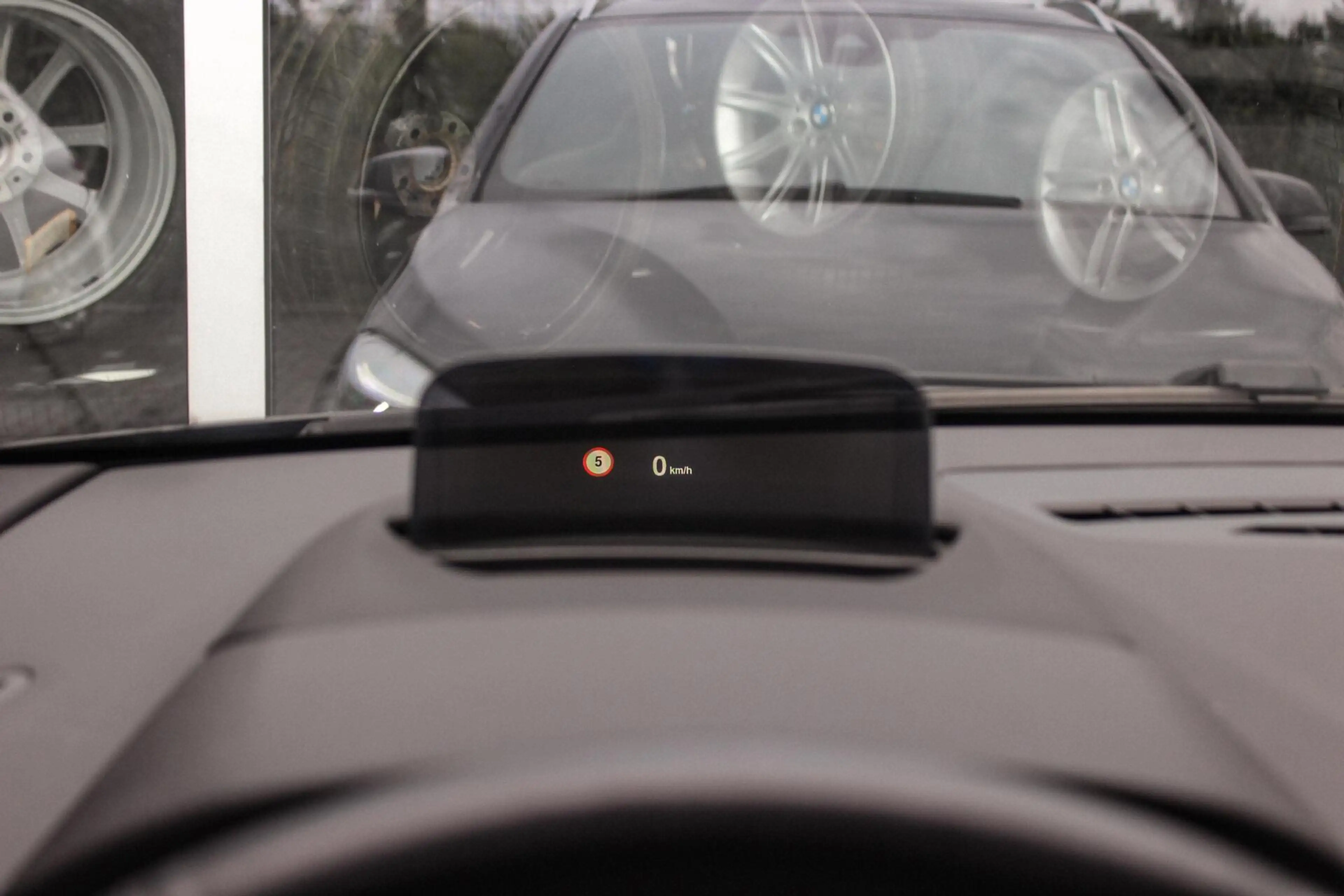 BMW 225 2-serie Active Tourer 225xe Luxury | Driving Assis — photo 24