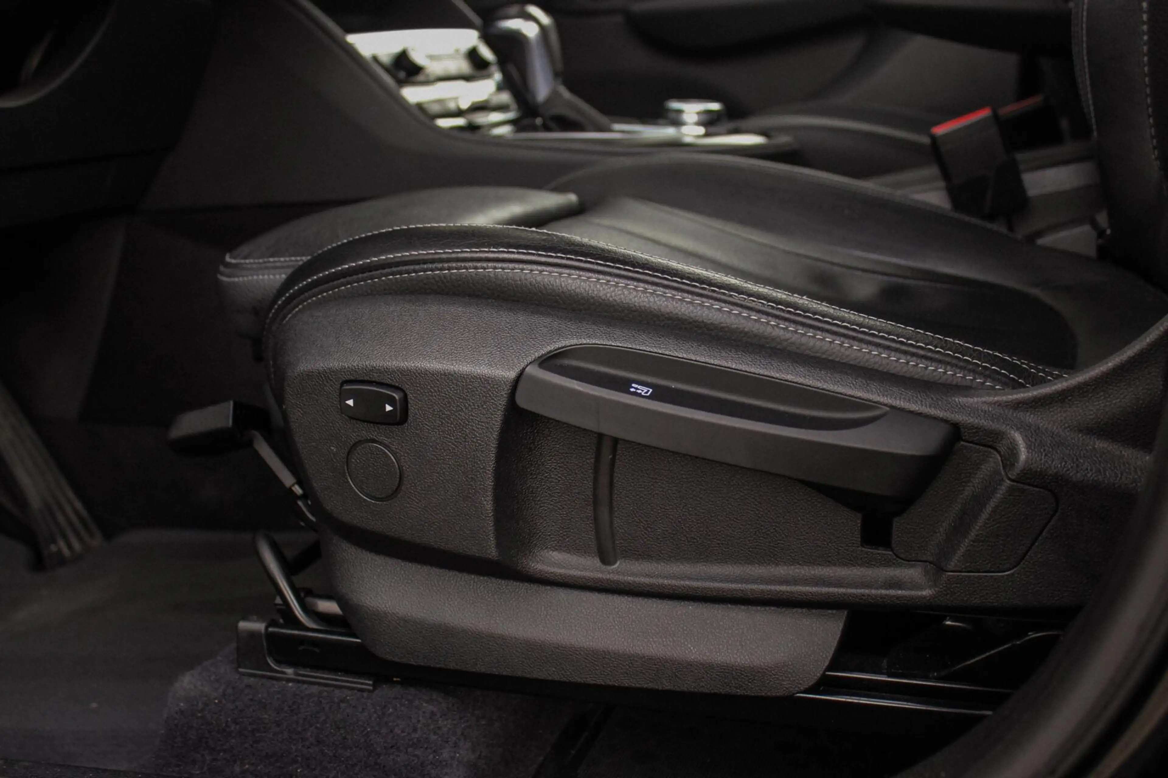 BMW 225 2-serie Active Tourer 225xe Luxury | Driving Assis — photo 43