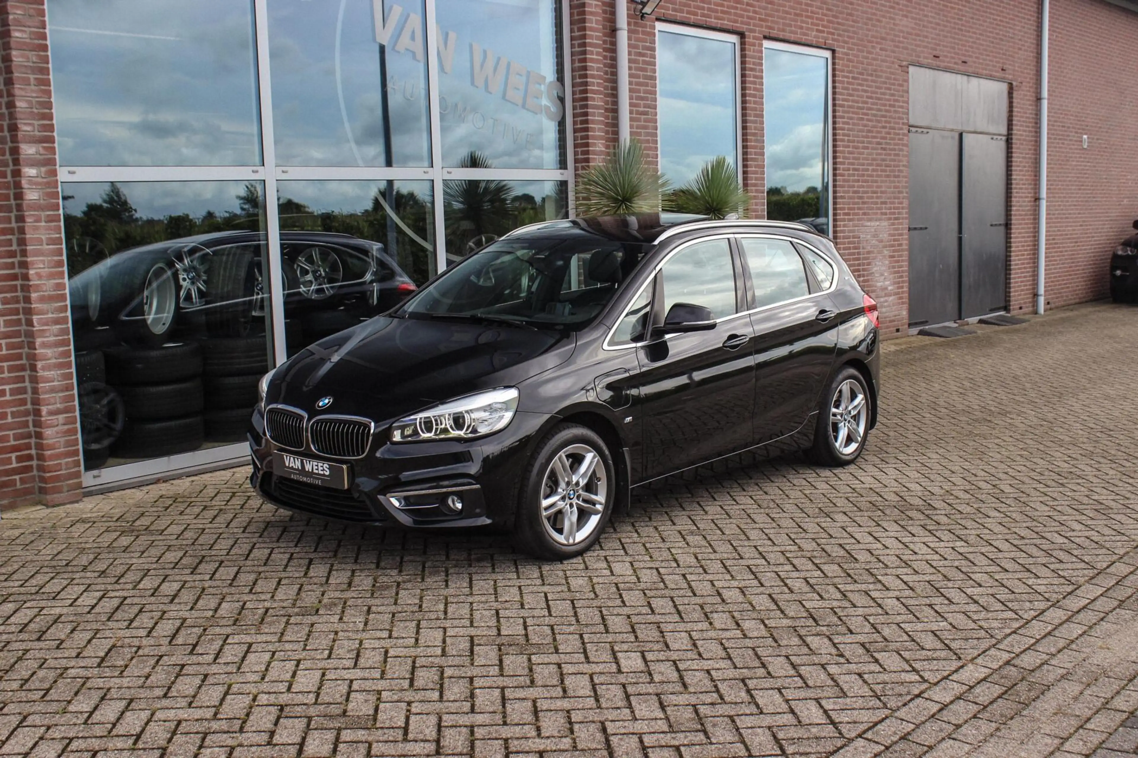 BMW 225 2-serie Active Tourer 225xe Luxury | Driving Assis — photo 8