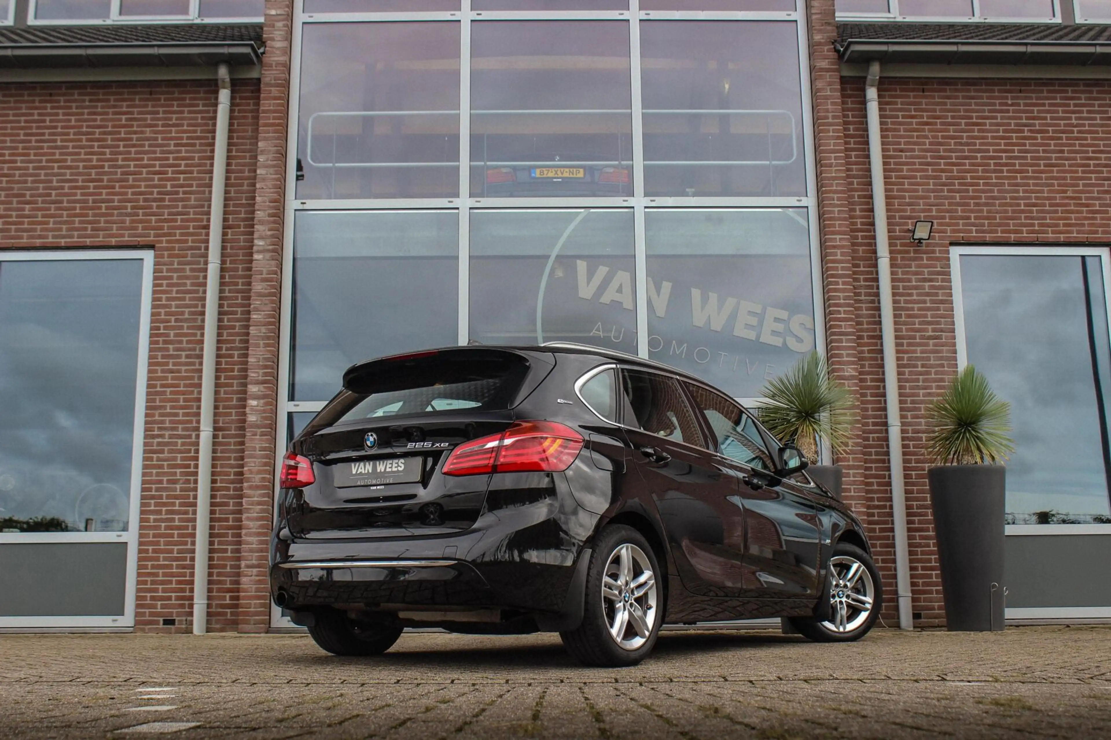 BMW 225 2-serie Active Tourer 225xe Luxury | Driving Assis — photo 5