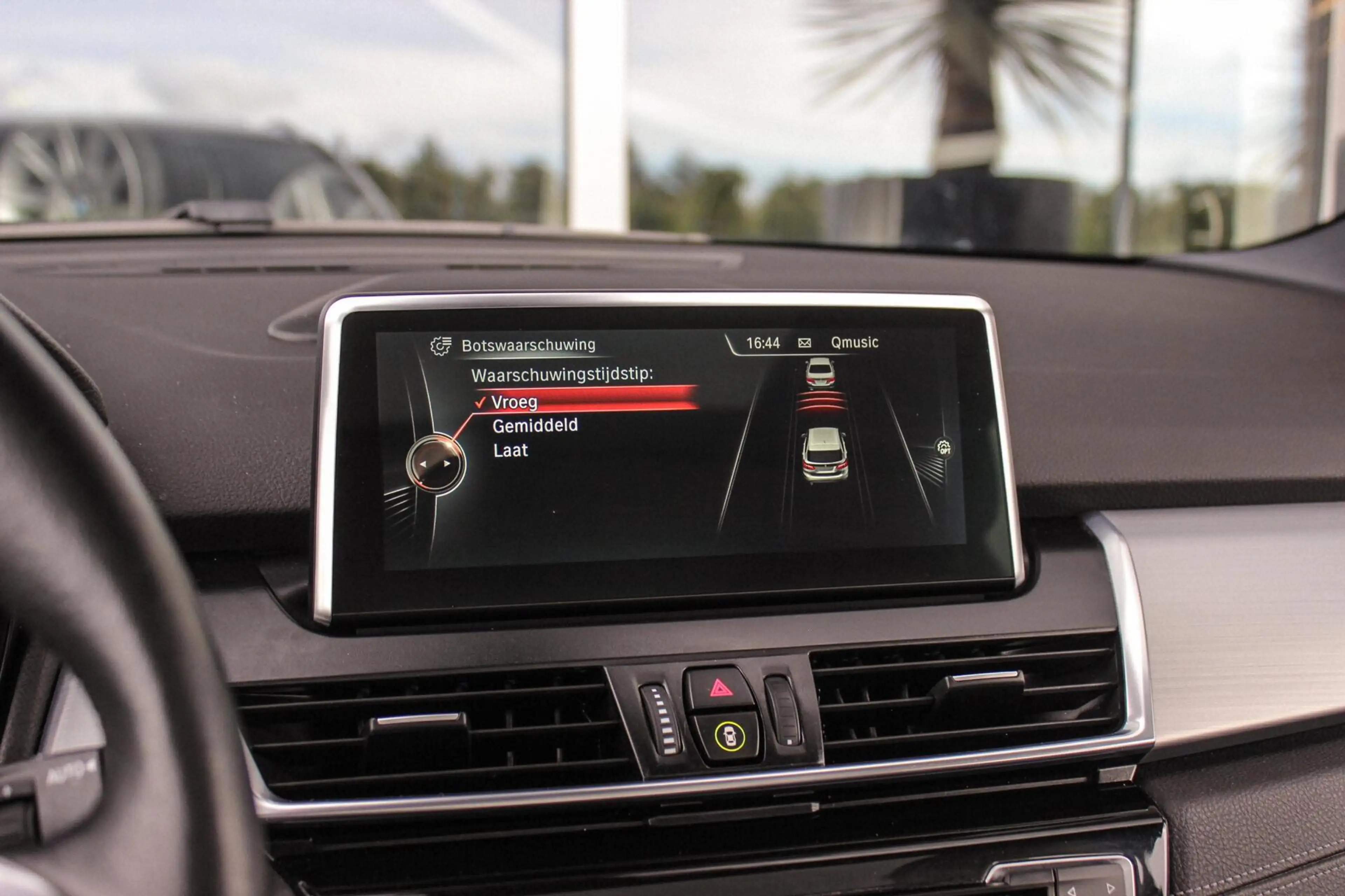 BMW 225 2-serie Active Tourer 225xe Luxury | Driving Assis — photo 29