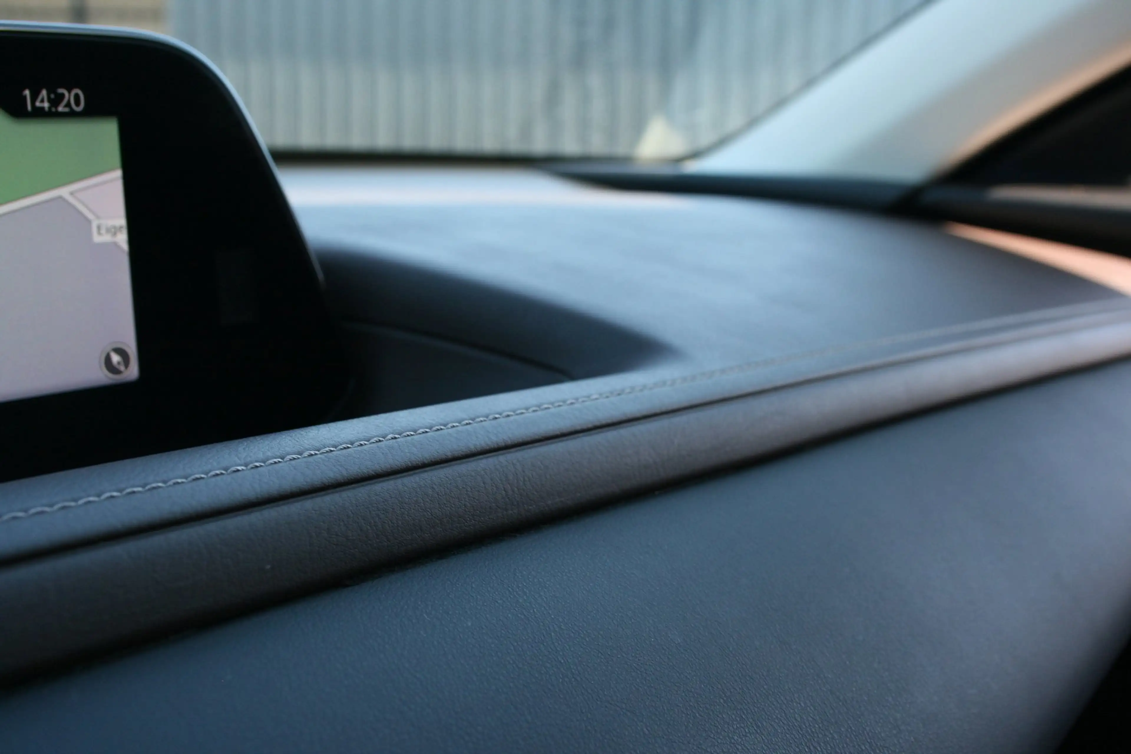Mazda CX-30 2.0 e-SkyActiv-X M Hybrid Luxury — photo 36