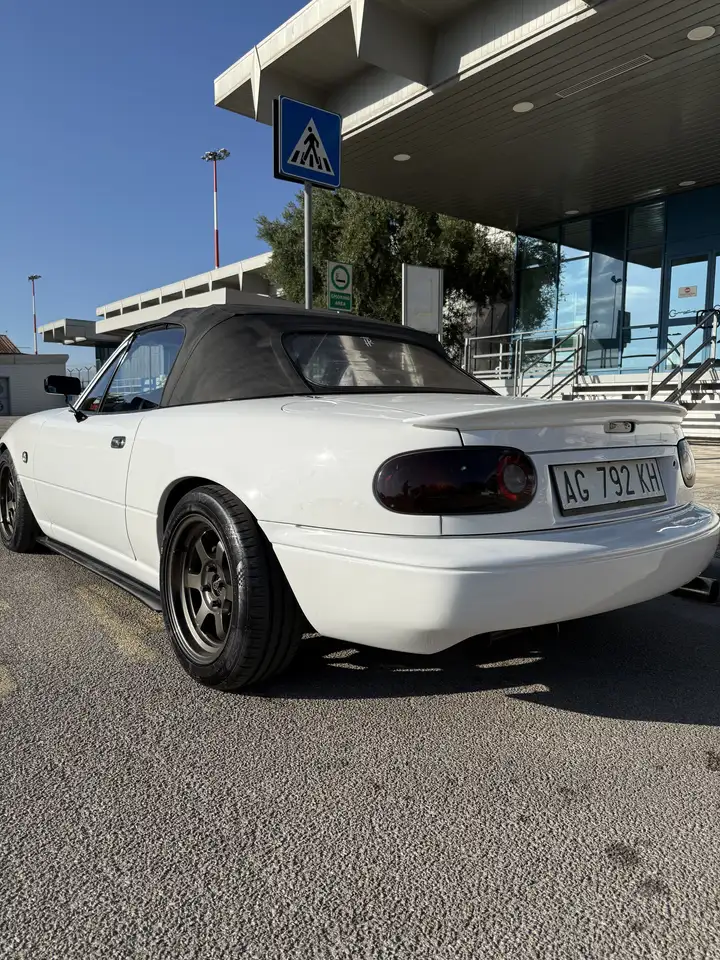 Mazda MX-5 1.6i 16v, foto 2