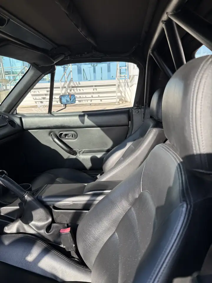Mazda MX-5 1.6i 16v, foto 4