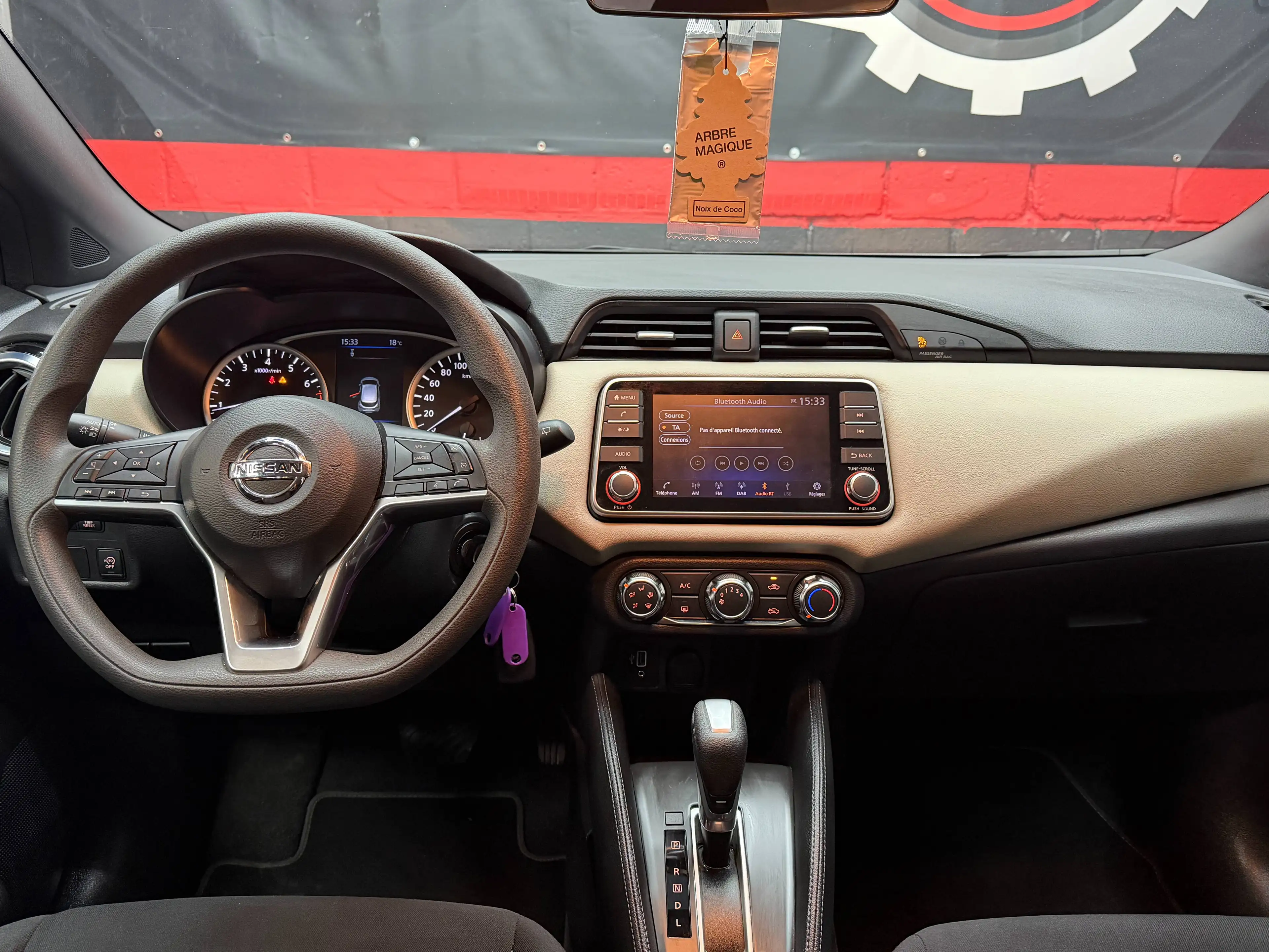 Nissan Micra Micra 1.0 IG-T Business Xtronic Automatique — photo 8