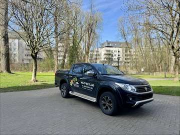 Fullback 2.4 D 4WD LX