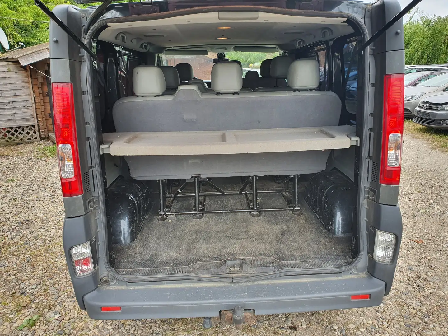 Opel Vivaro Kombi L1H1 2,9t Schwarz - 2