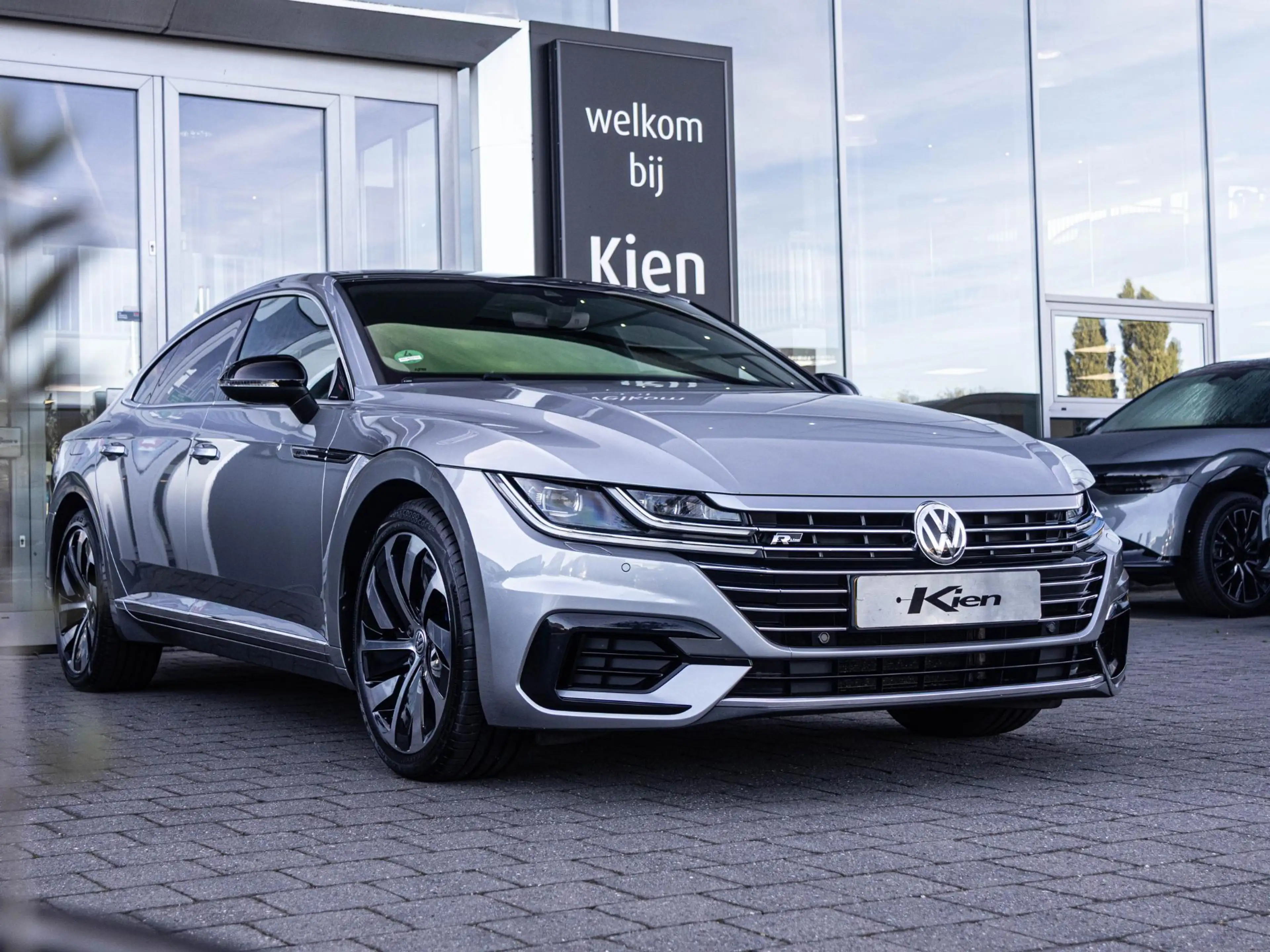 Volkswagen Arteon 1.5 TSI R Line | Pano | Full LED | Keyless Entry | — photo 22