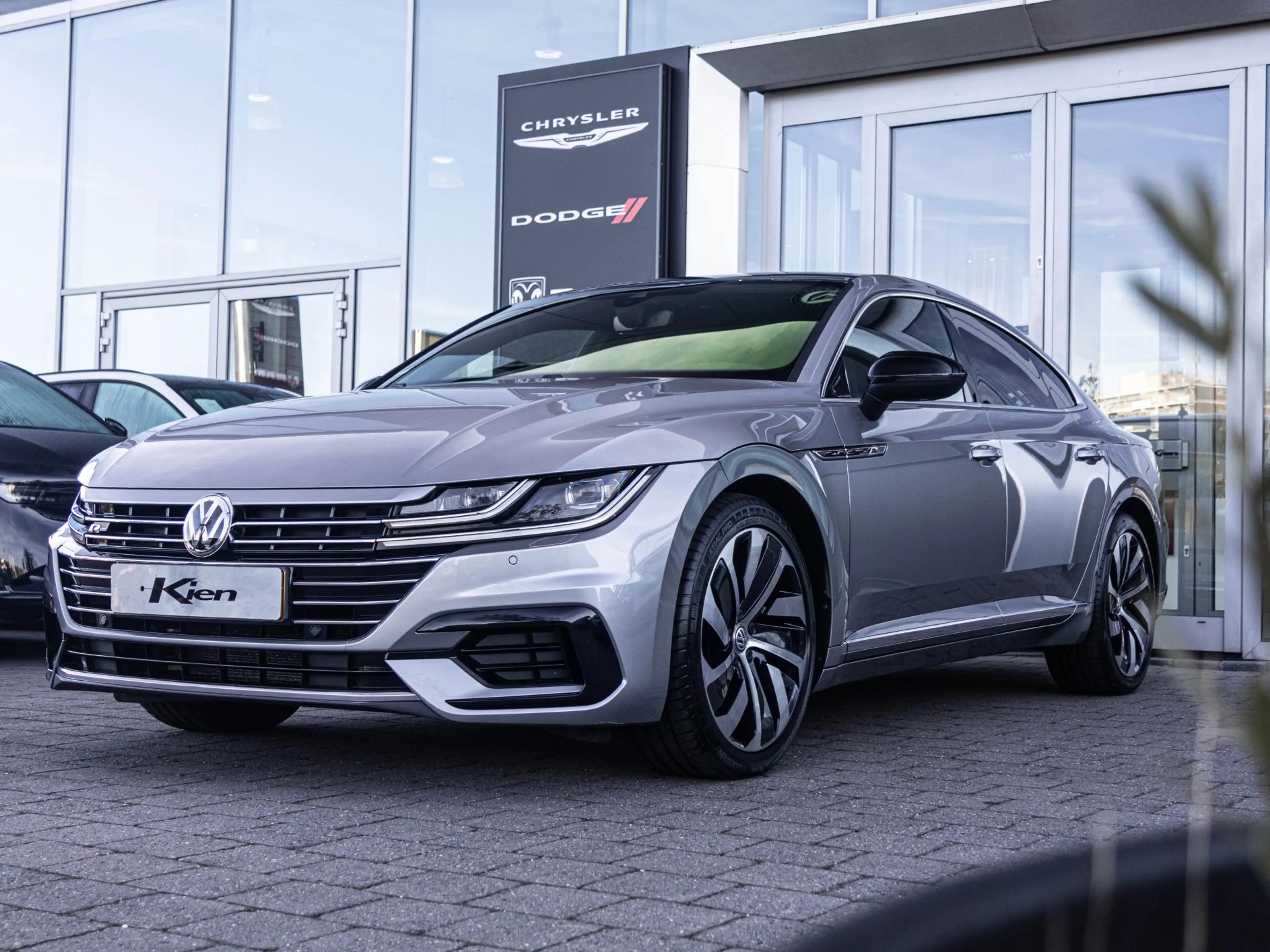 Volkswagen Arteon 1.5 TSI R Line | Pano | Full LED | Keyless Entry | — photo 23