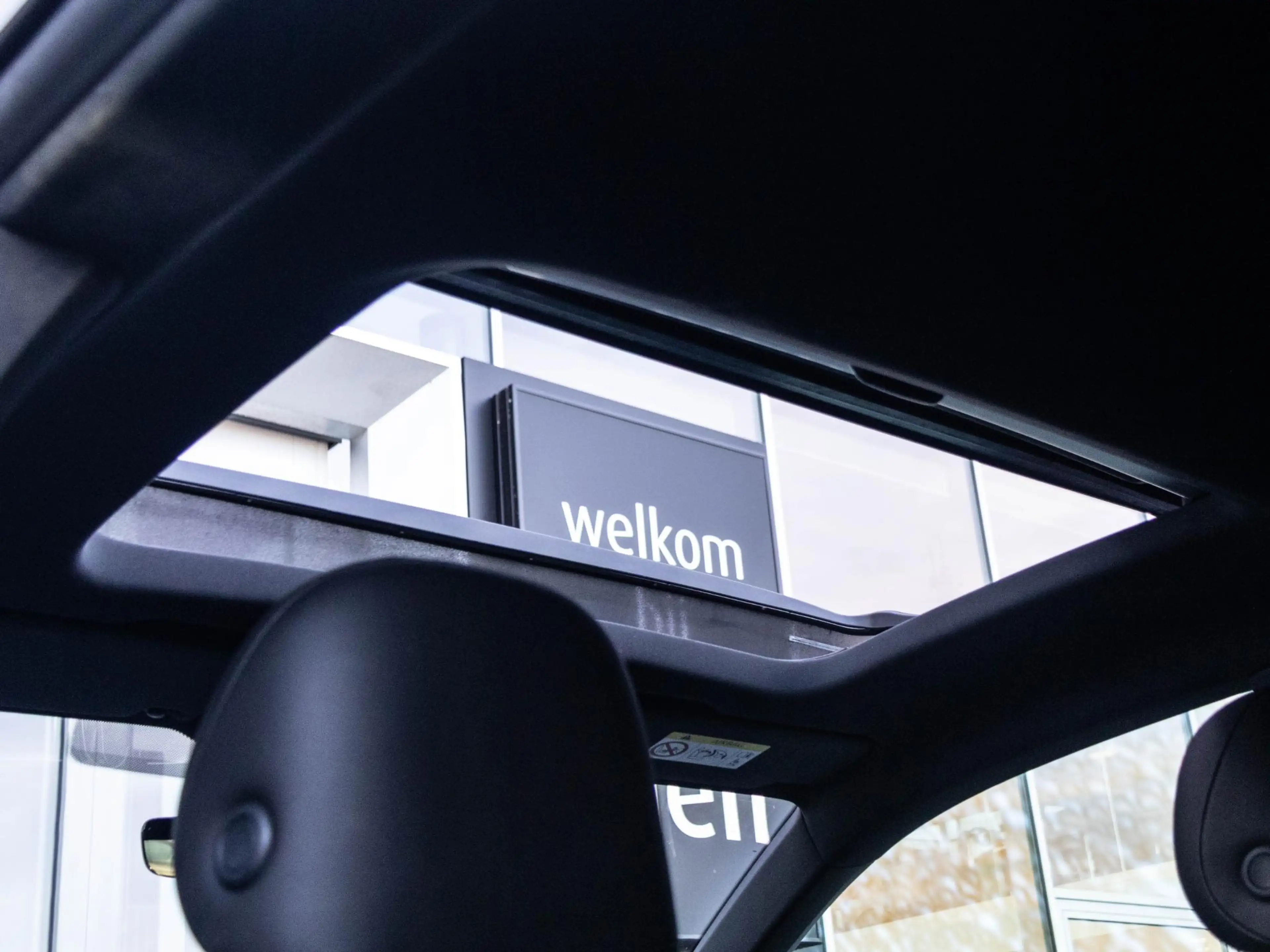 Volkswagen Arteon 1.5 TSI R Line | Pano | Full LED | Keyless Entry | — photo 3