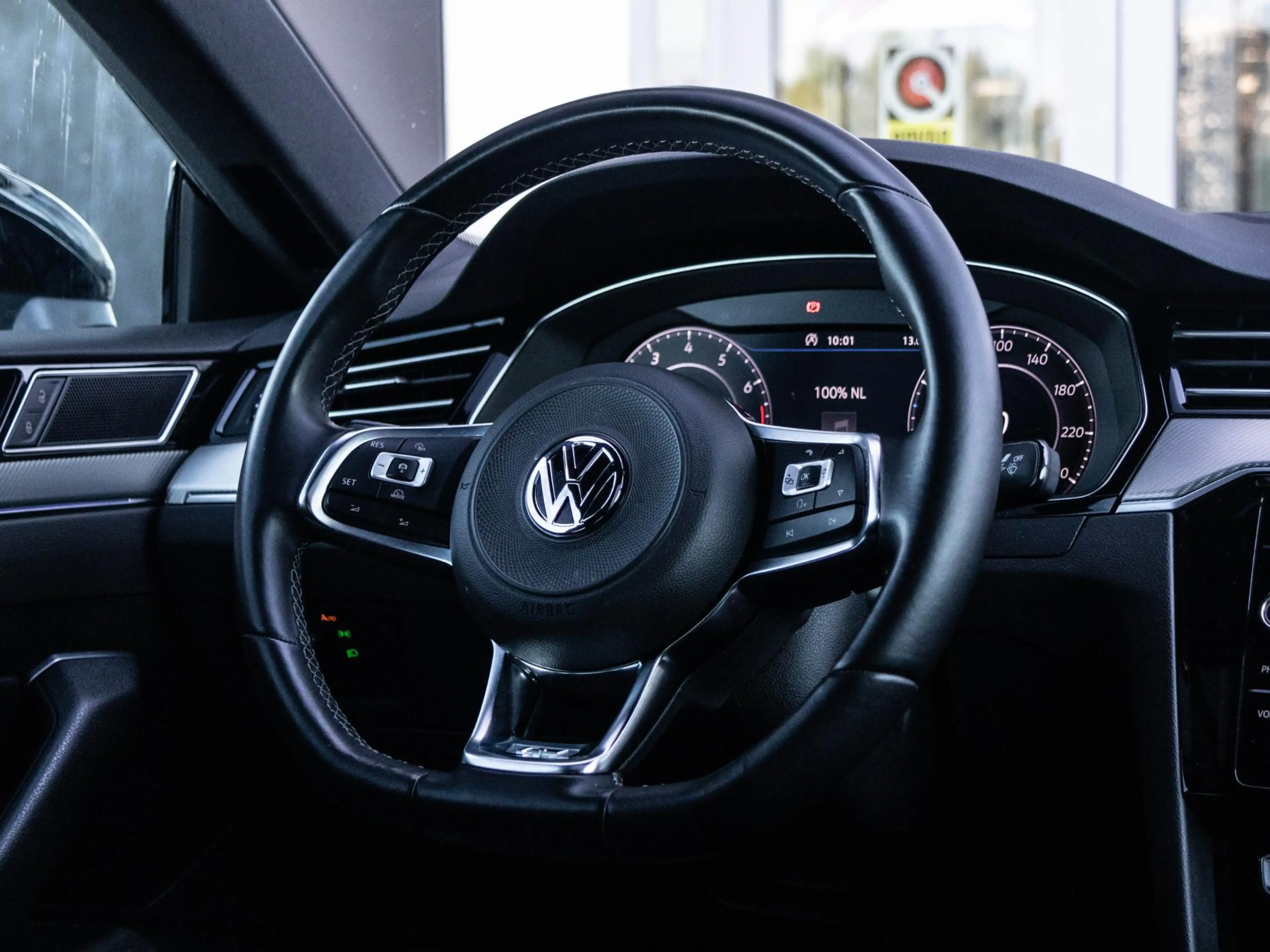 Volkswagen Arteon 1.5 TSI R Line | Pano | Full LED | Keyless Entry | — photo 47