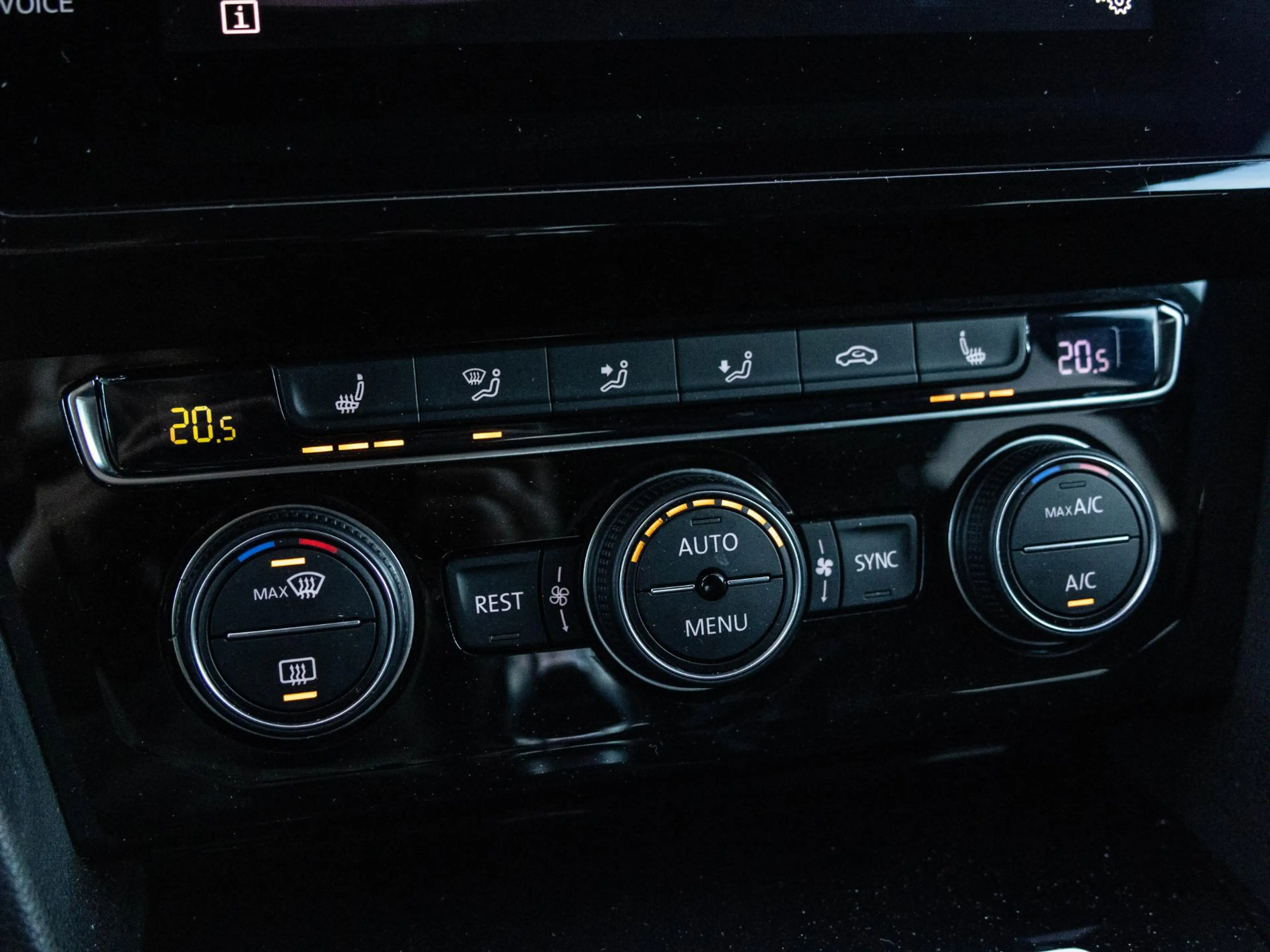 Volkswagen Arteon 1.5 TSI R Line | Pano | Full LED | Keyless Entry | — photo 14