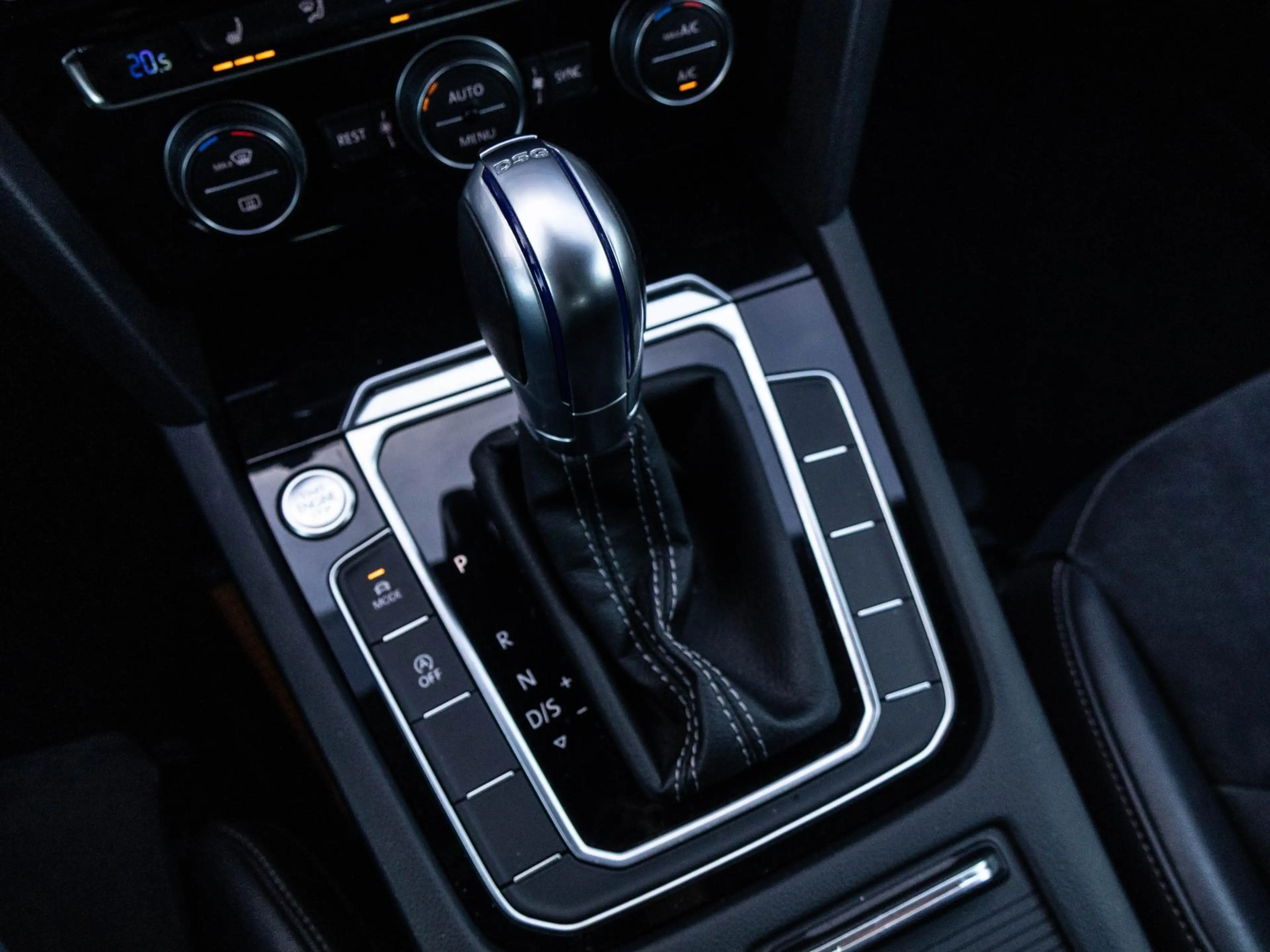 Volkswagen Arteon 1.5 TSI R Line | Pano | Full LED | Keyless Entry | — photo 28