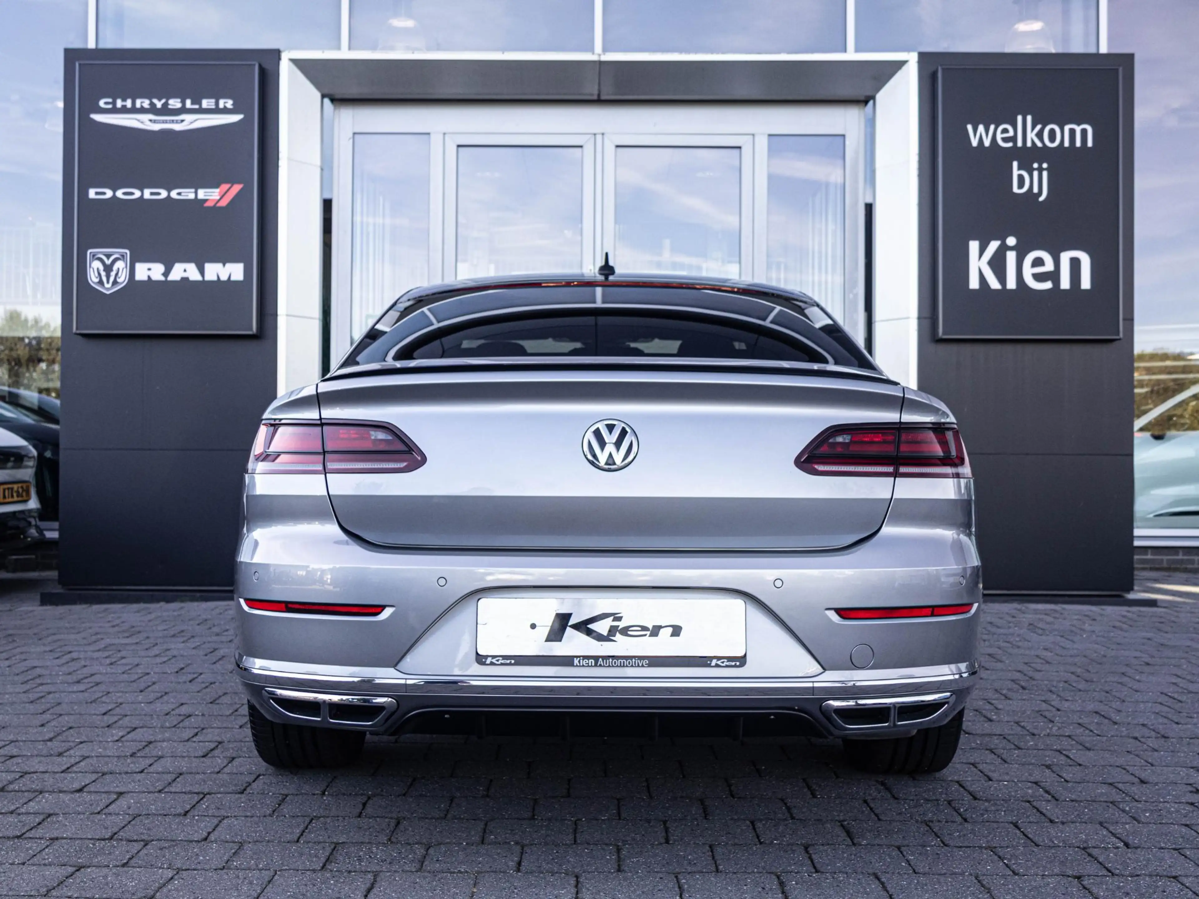 Volkswagen Arteon 1.5 TSI R Line | Pano | Full LED | Keyless Entry | — photo 25