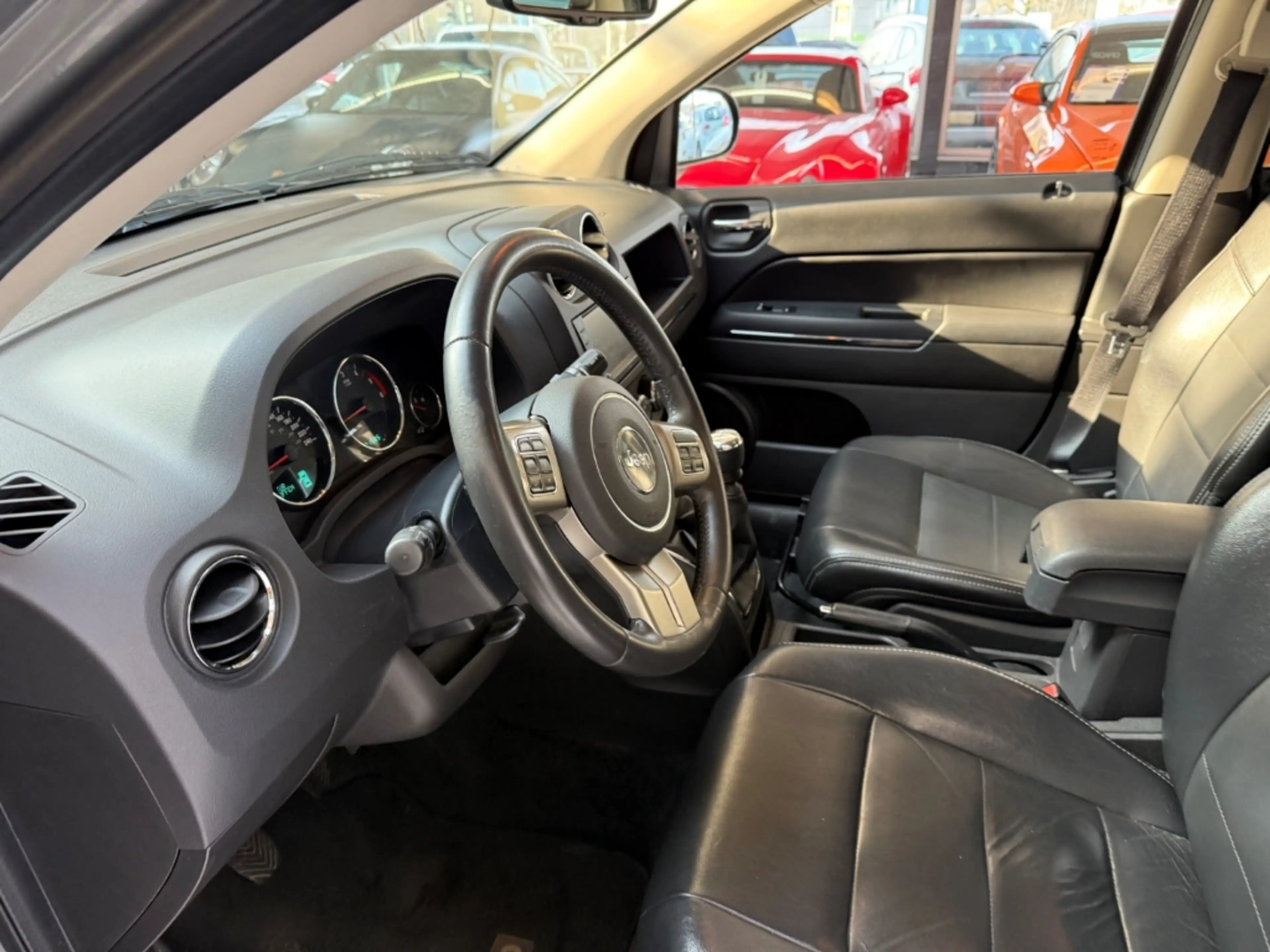 Jeep Compass Limited 4x2 Leder Klima TÜV neu — photo 10