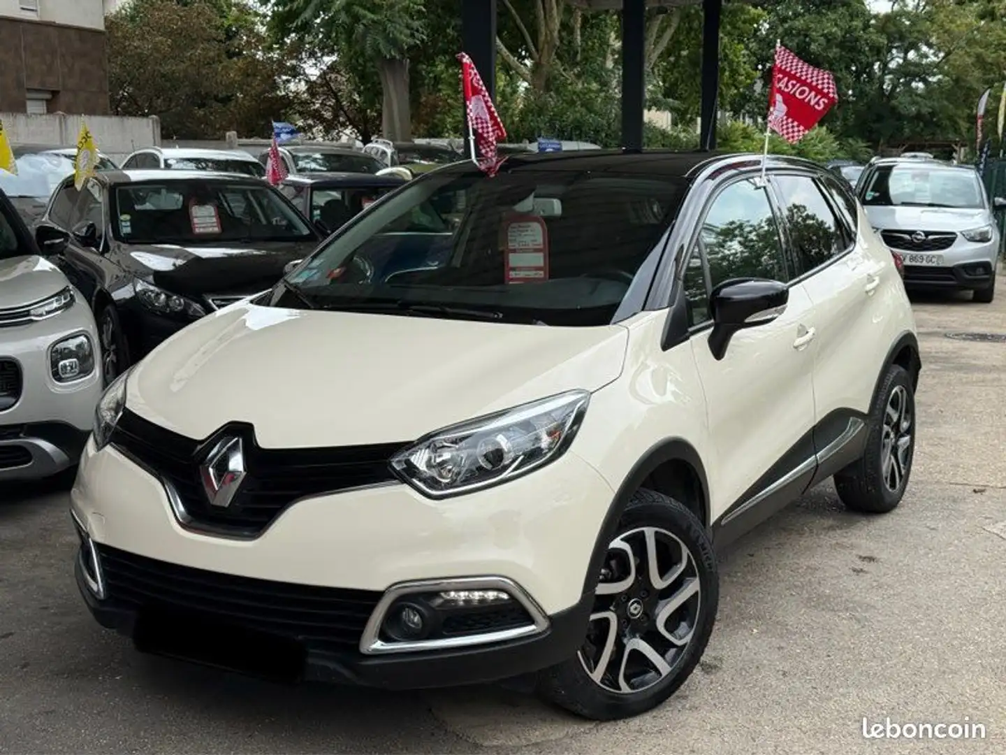 Renault Captur Essence 120CV INTENS année 10-2016 105.000KM Certi Blanc - 1