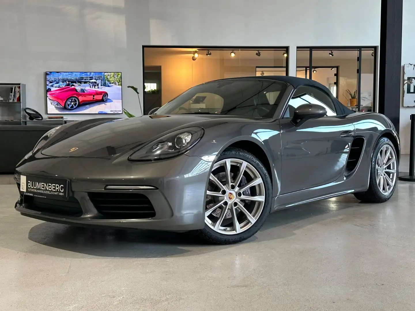 Porsche Boxster 718 *Sportabgas,Apple,PDC,Bi-Xenon* Szary - 1
