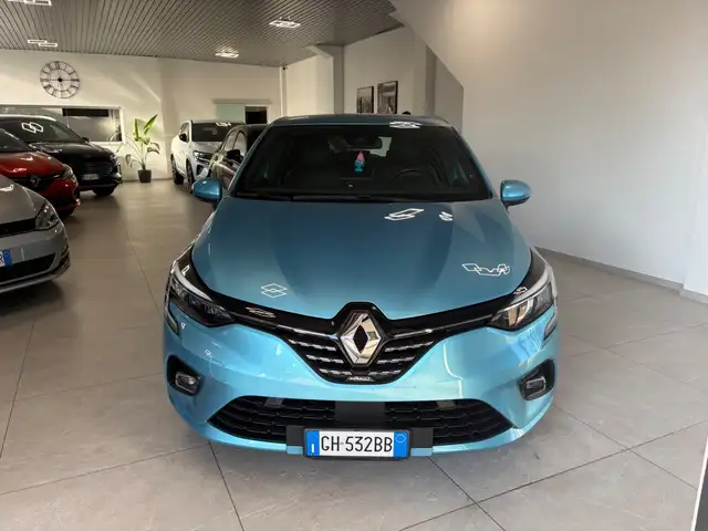 Renault Clio view 8